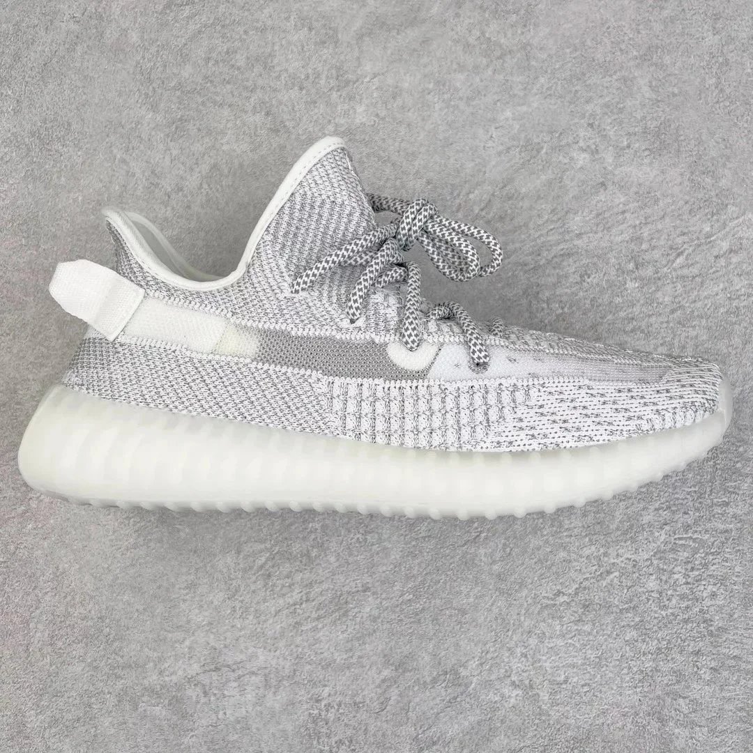 EF2367 White with Stars All Over