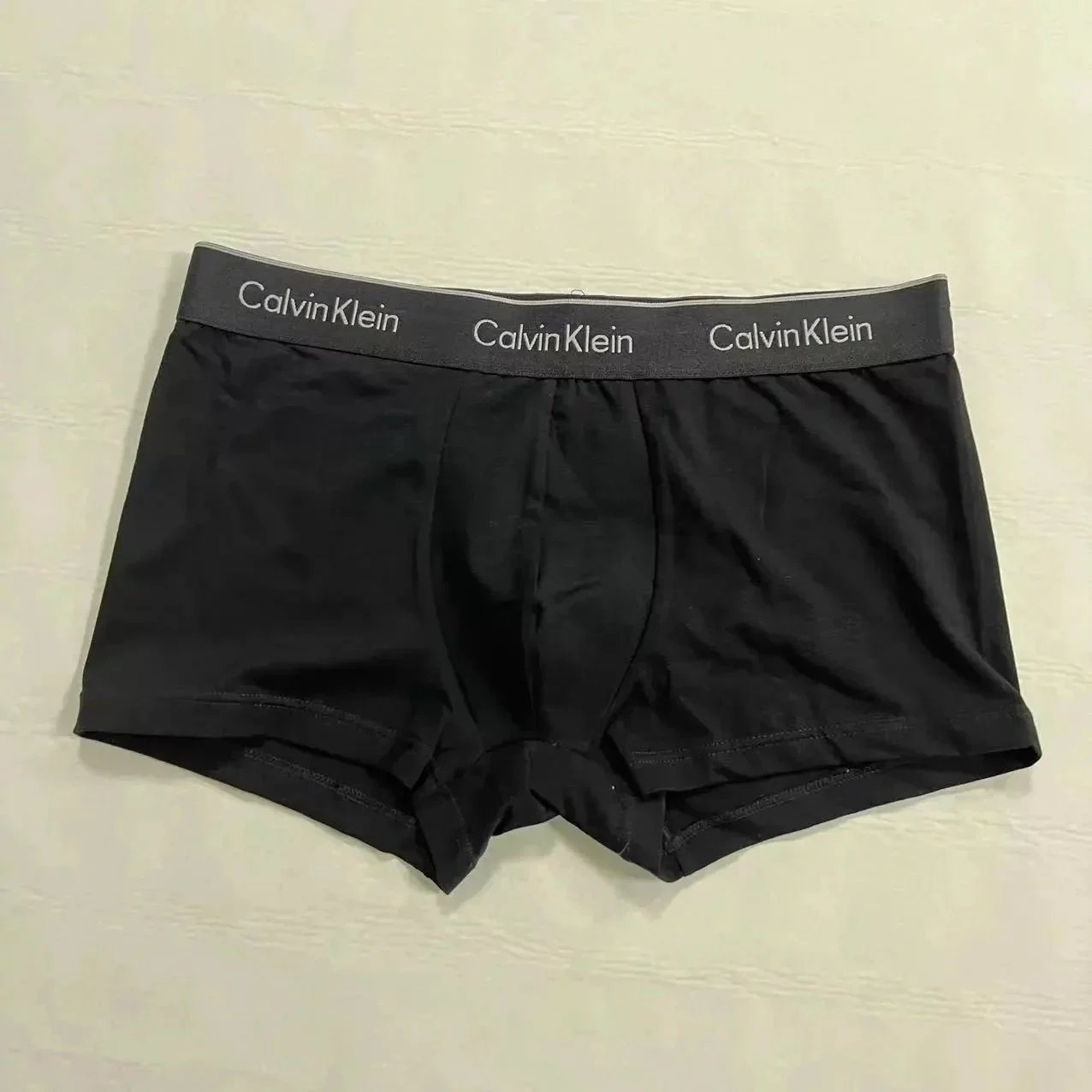 04 Black