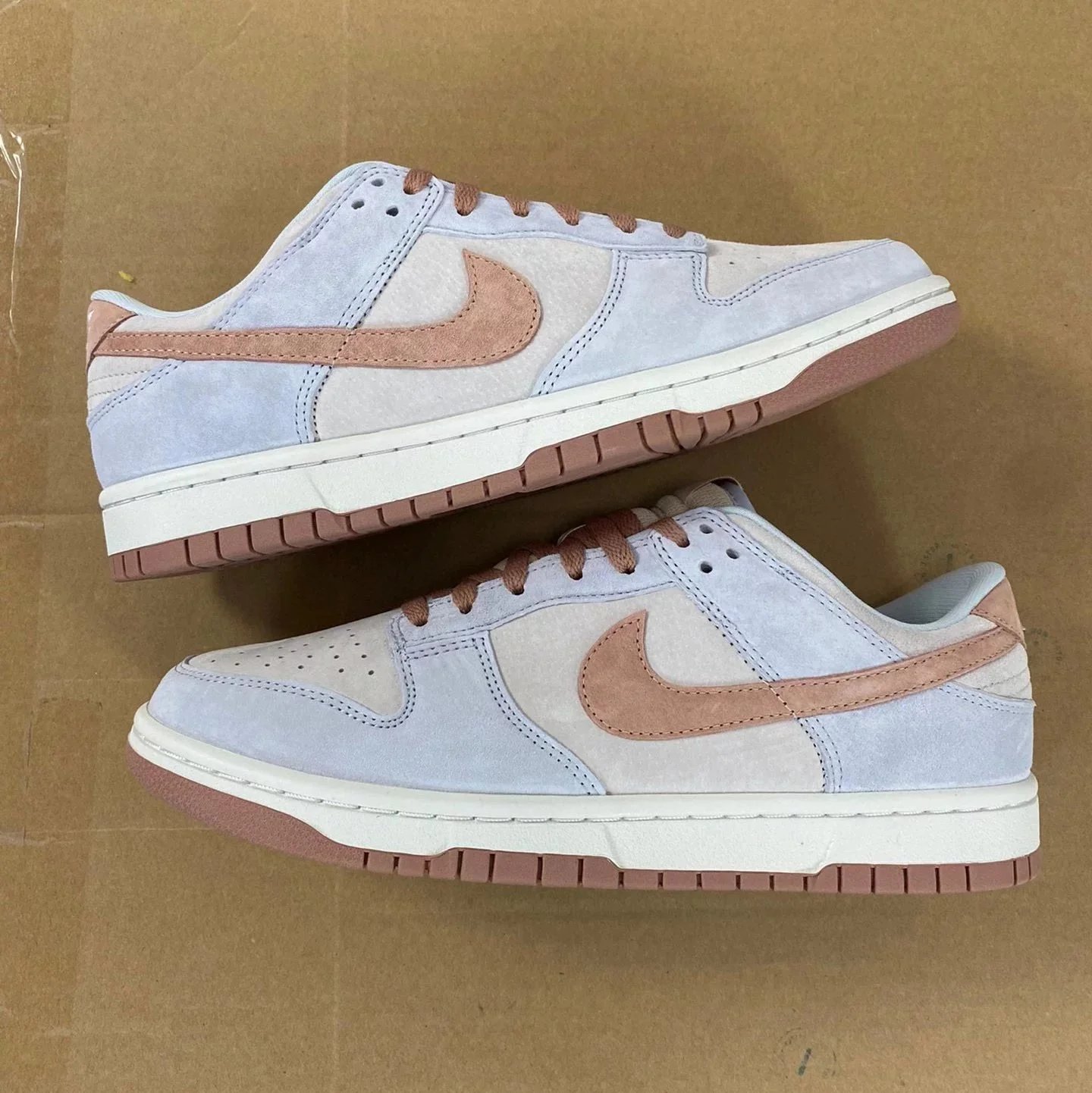 DH7577-001 Gray-Blue-Pink