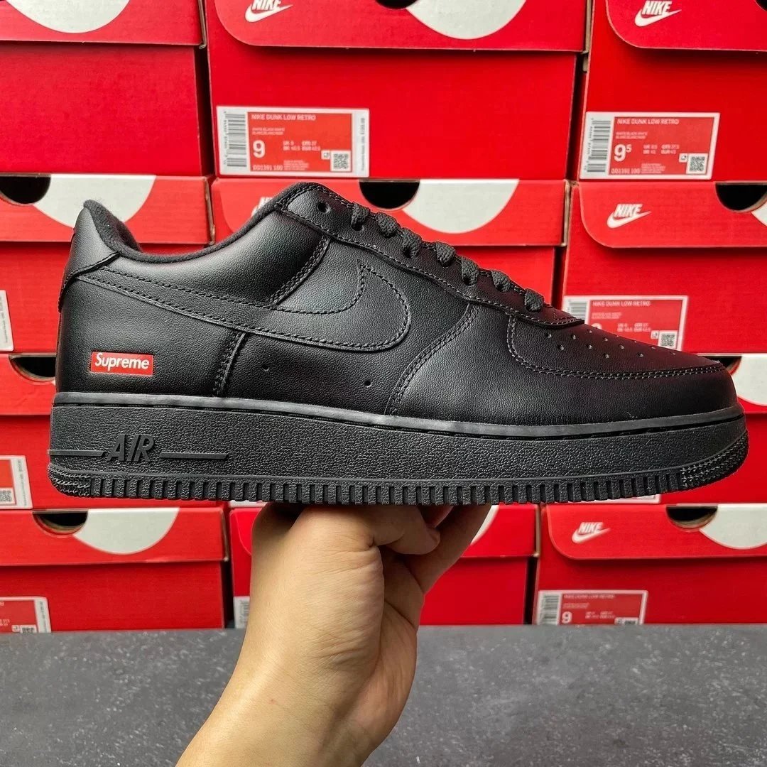 Supreme x AF1 Black  CU9225-001