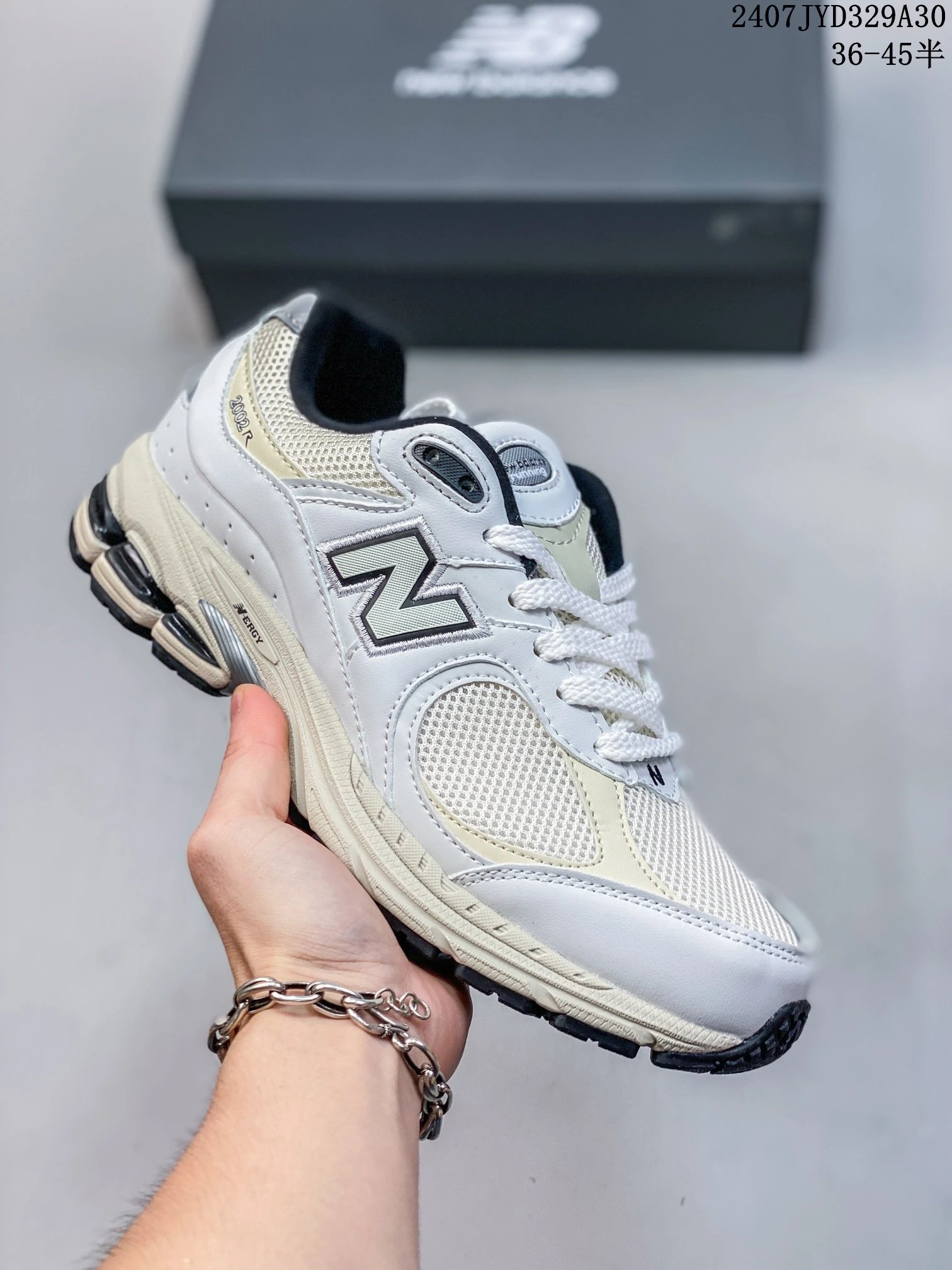 26 white