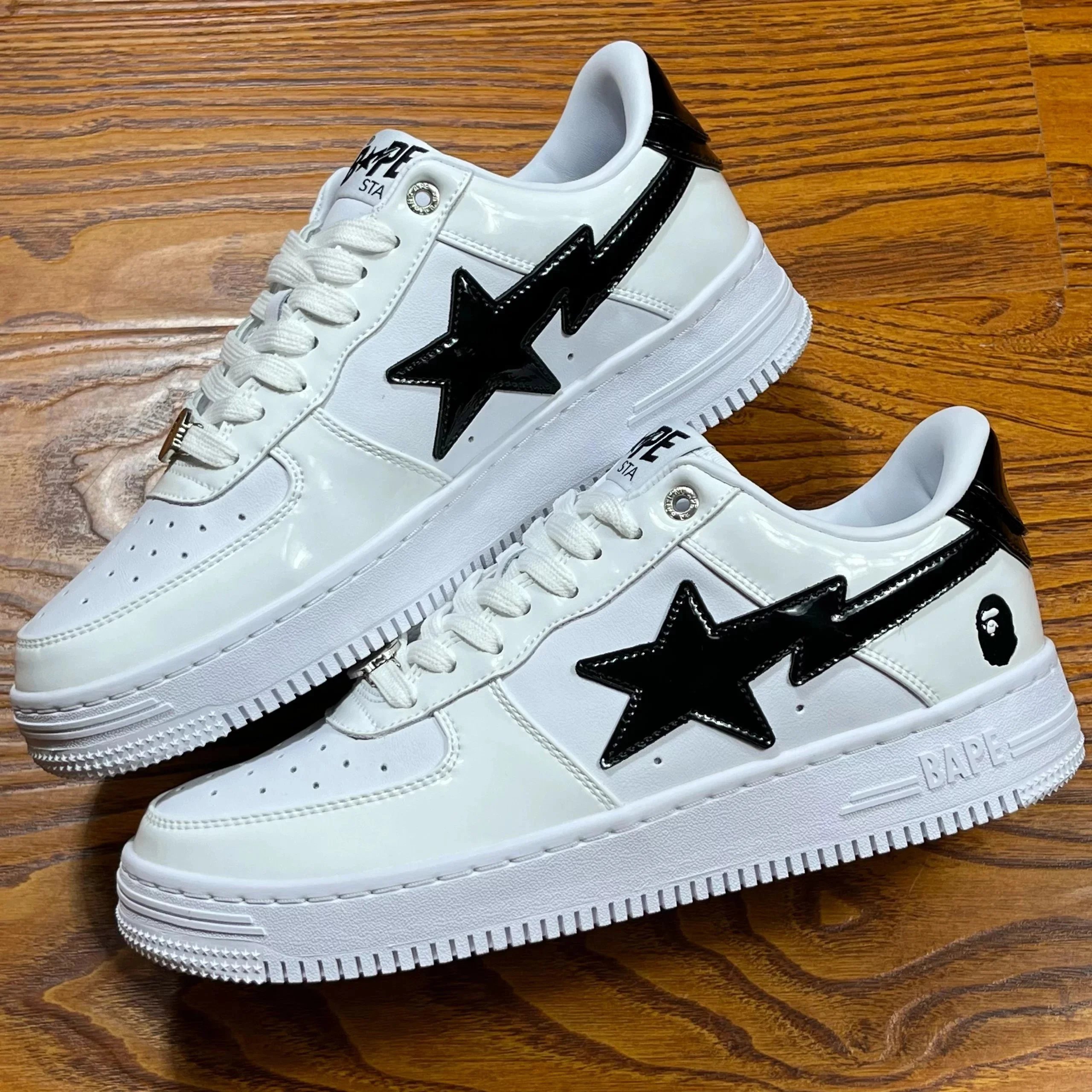 Bape STA white and black Tai Chi