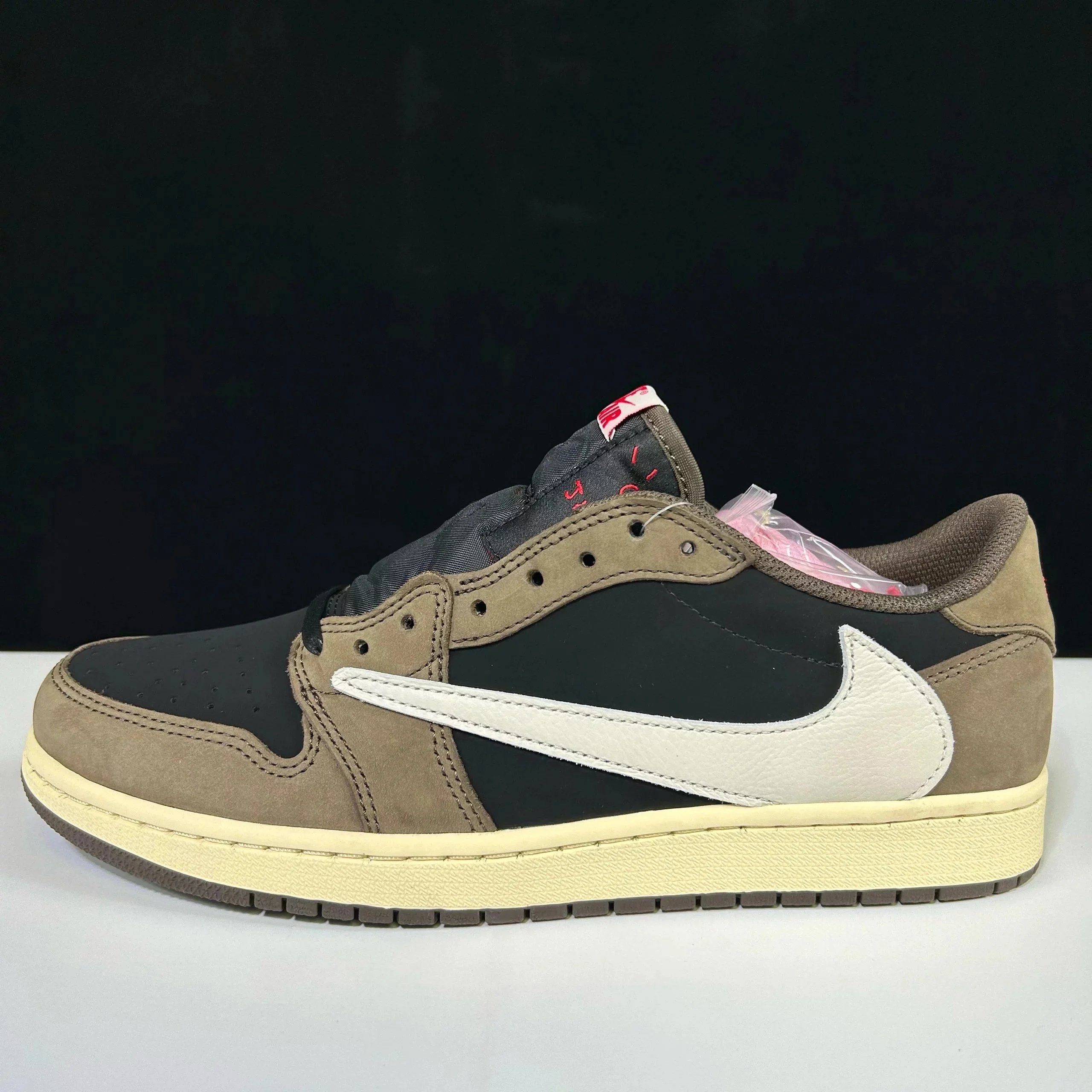 AJ1 Hook Low-Top
