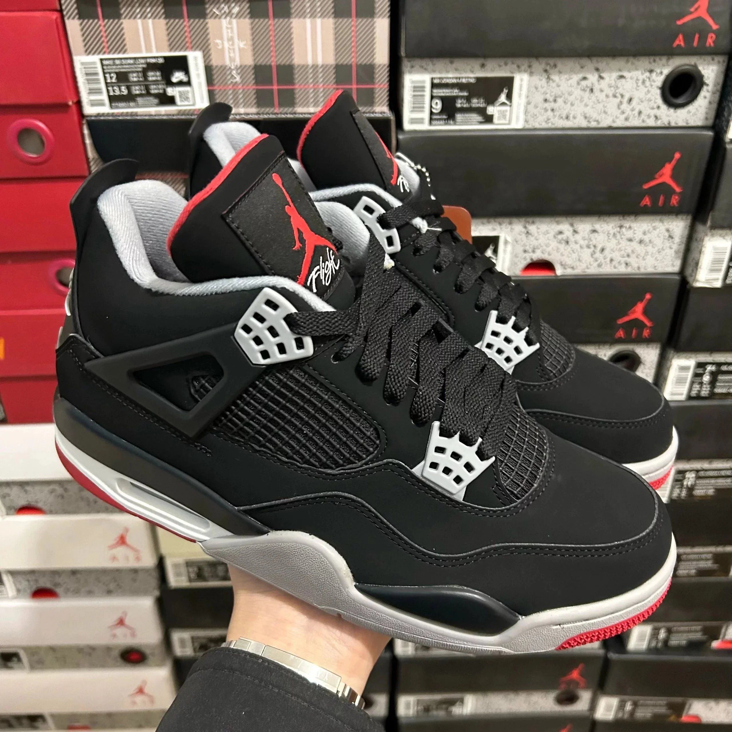 Aj4 Black and Red Bull