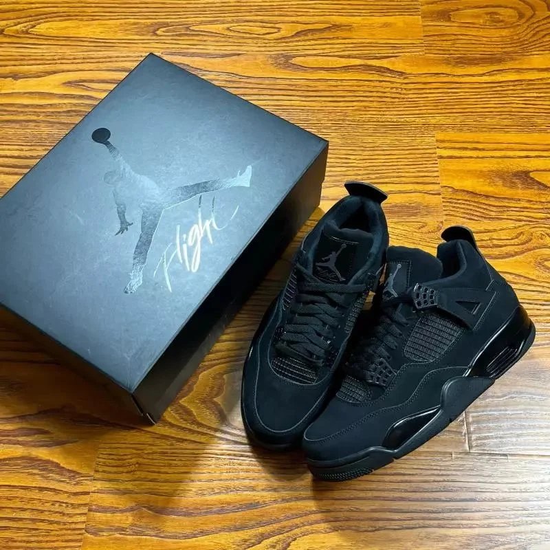 Aj4 Black Cat