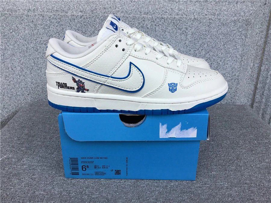 39 white