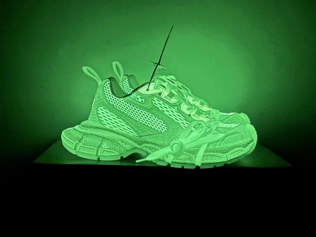 14-BLCG3XL Glow-in-the-Dark