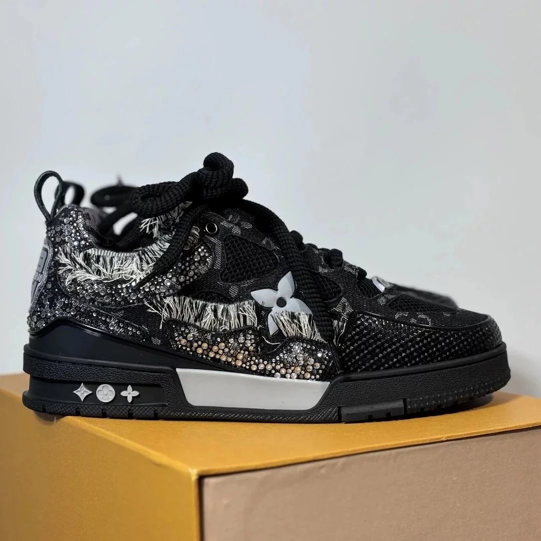 SK8 black rhinestones