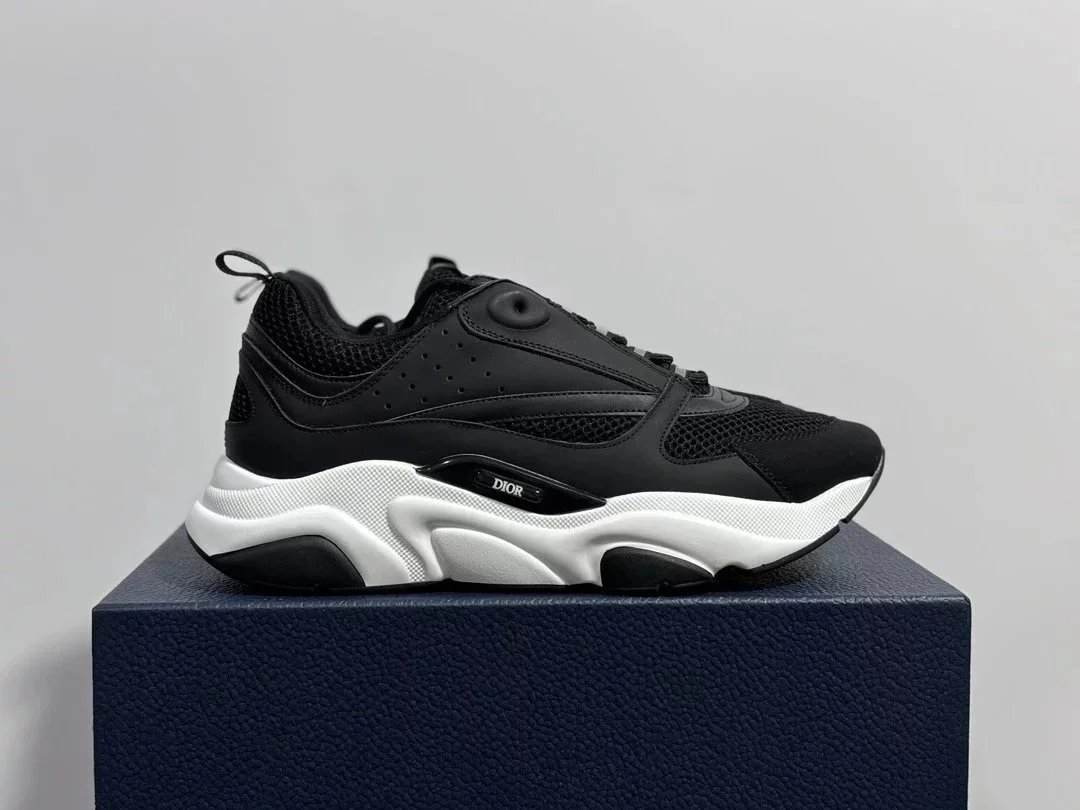 33-B22 white and black