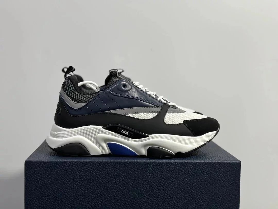 34-B22 white and blue