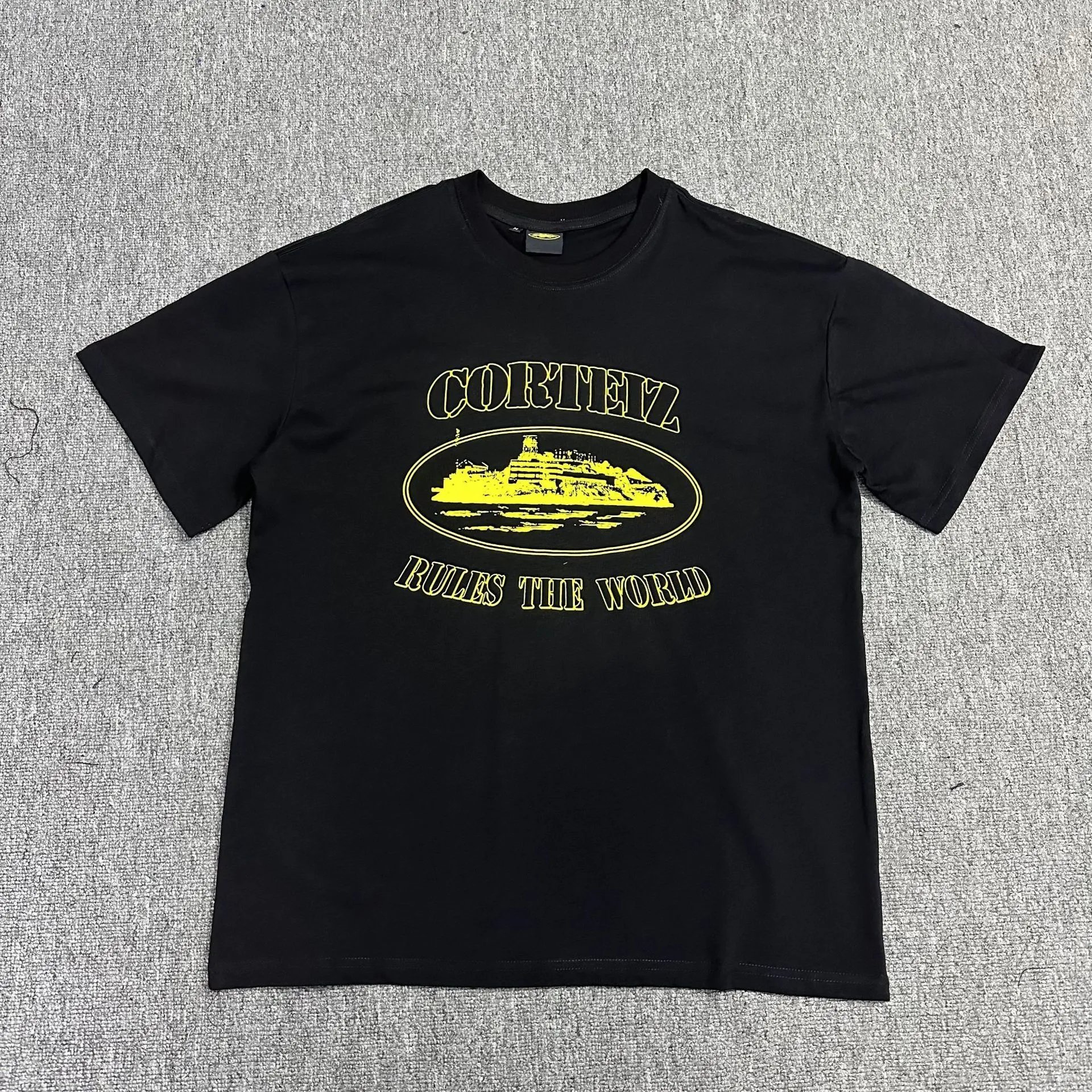02 Black