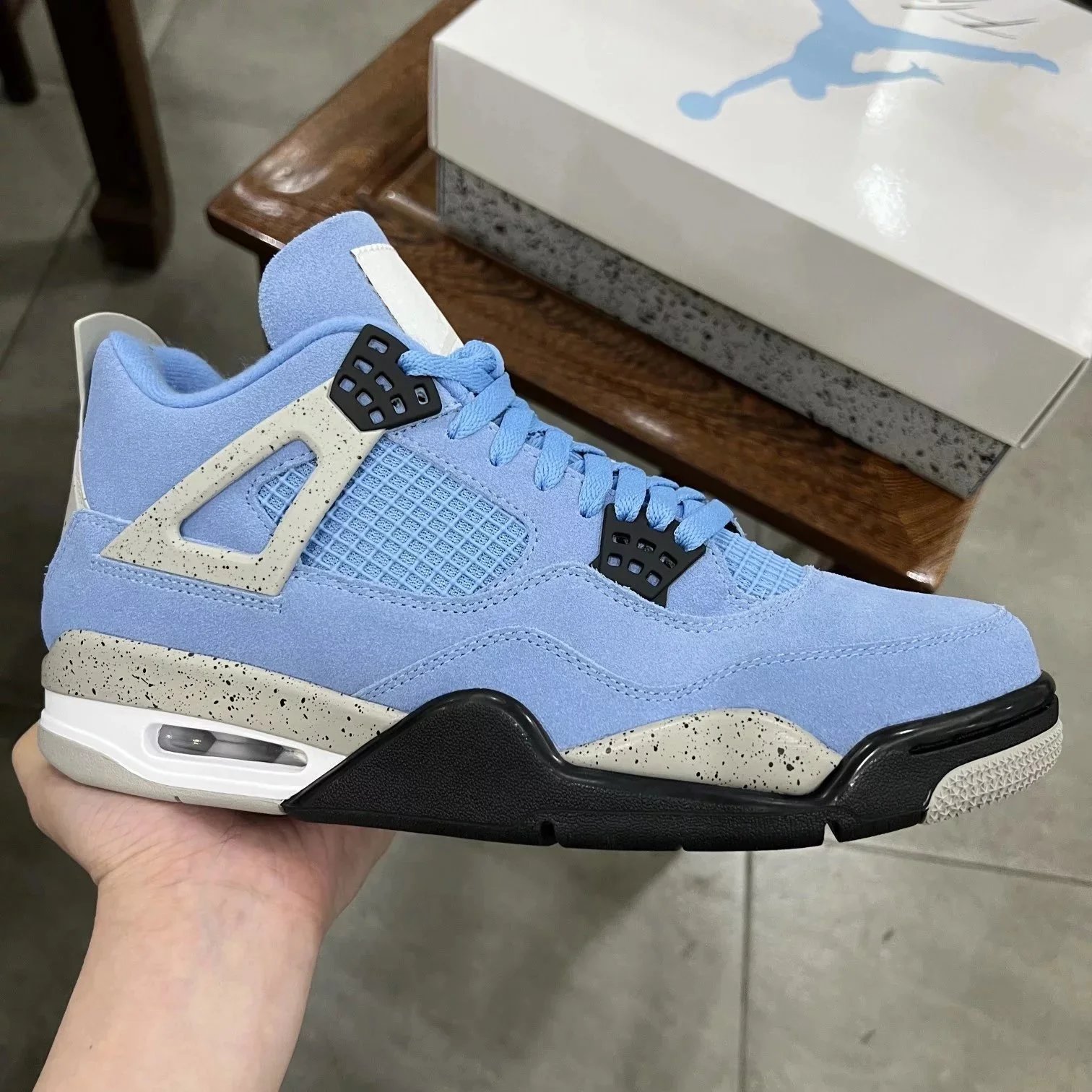 Y 3 AJ 4 University Blue