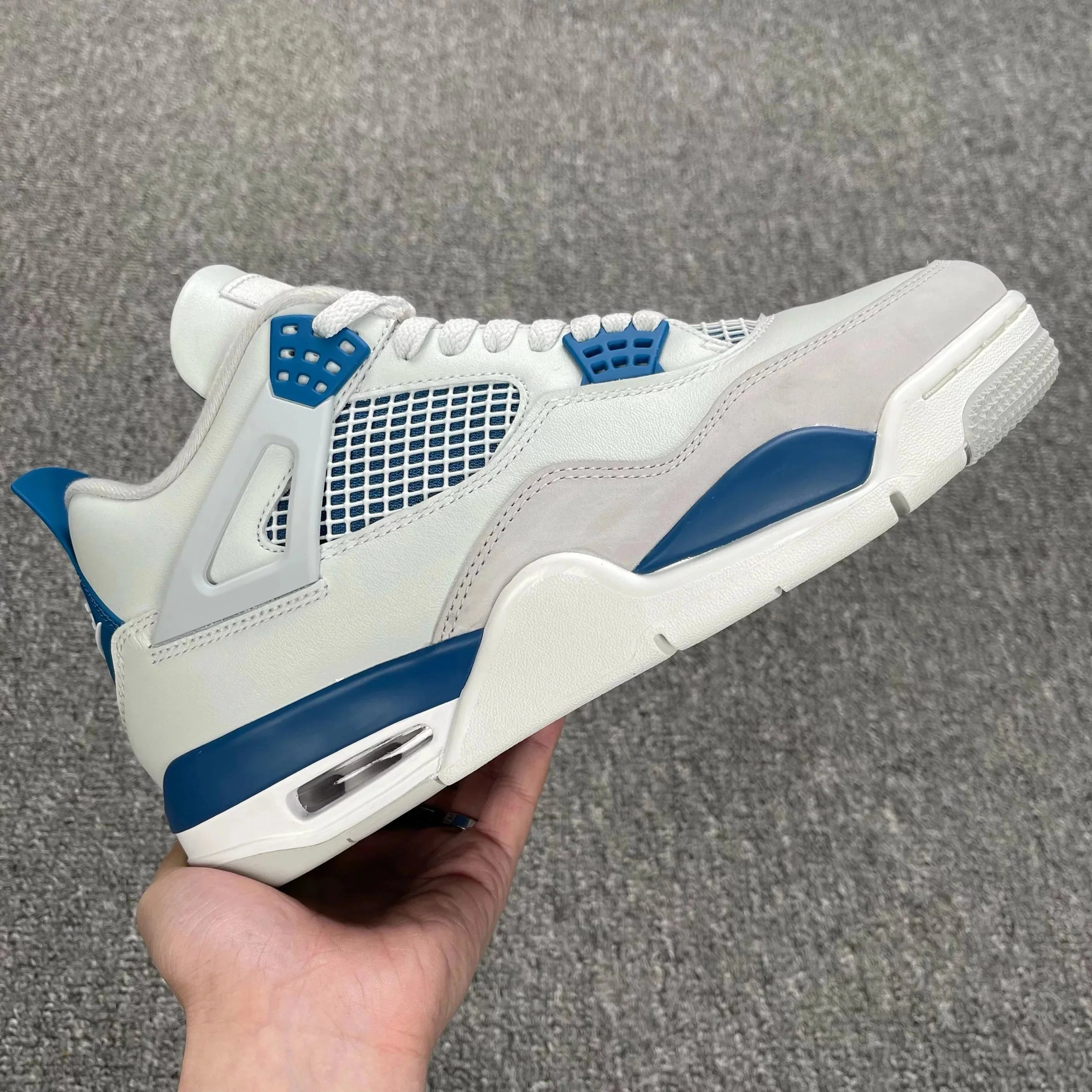 Y 3 AJ 4 Military Bule White and blue 2024