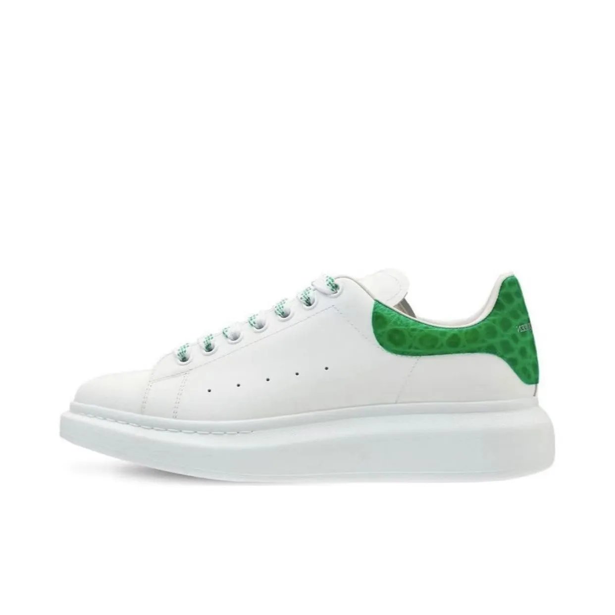 22 White and green