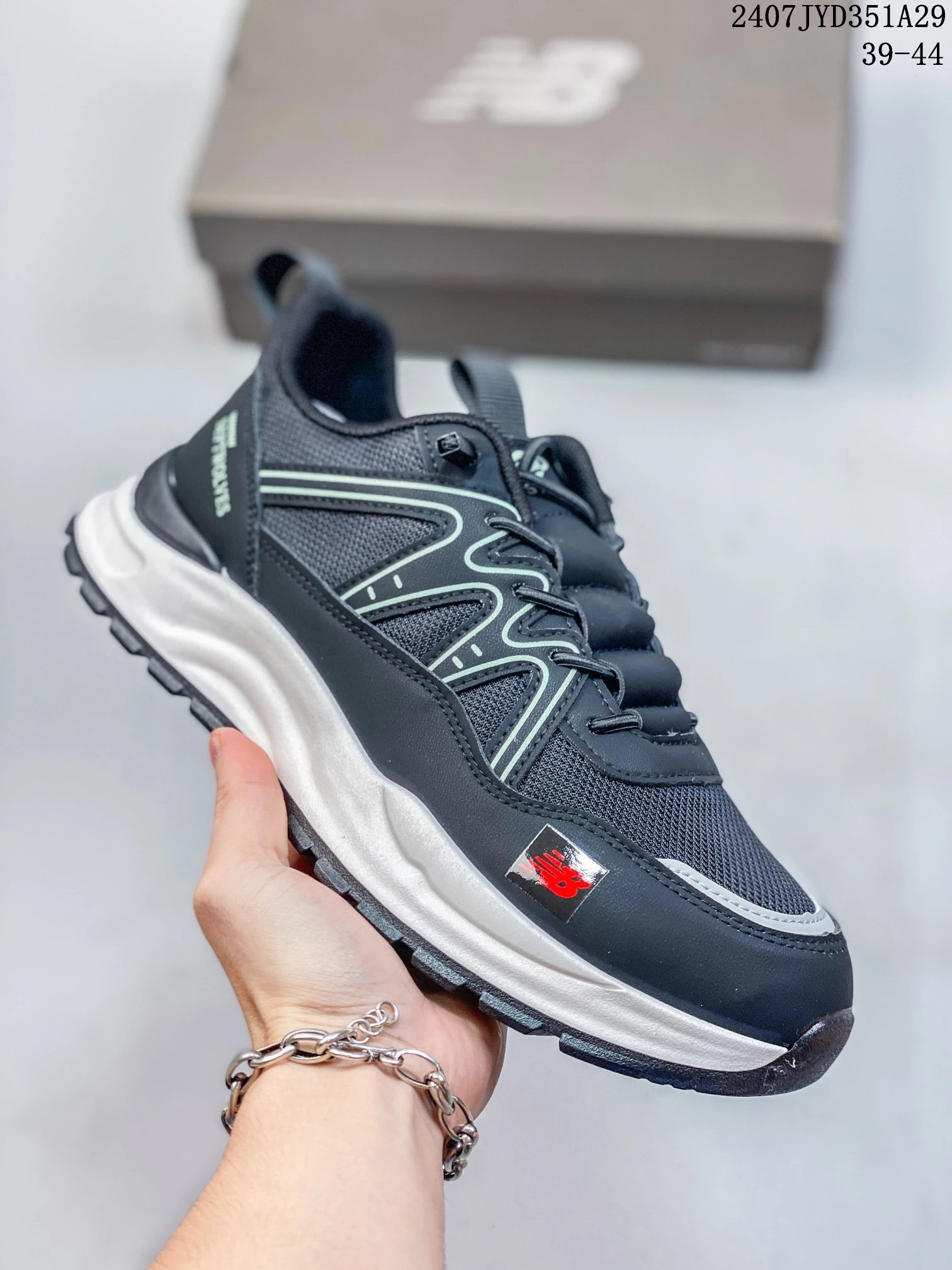 12 black