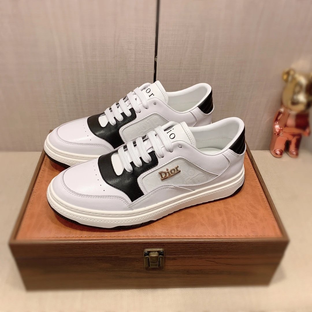 28 white and black