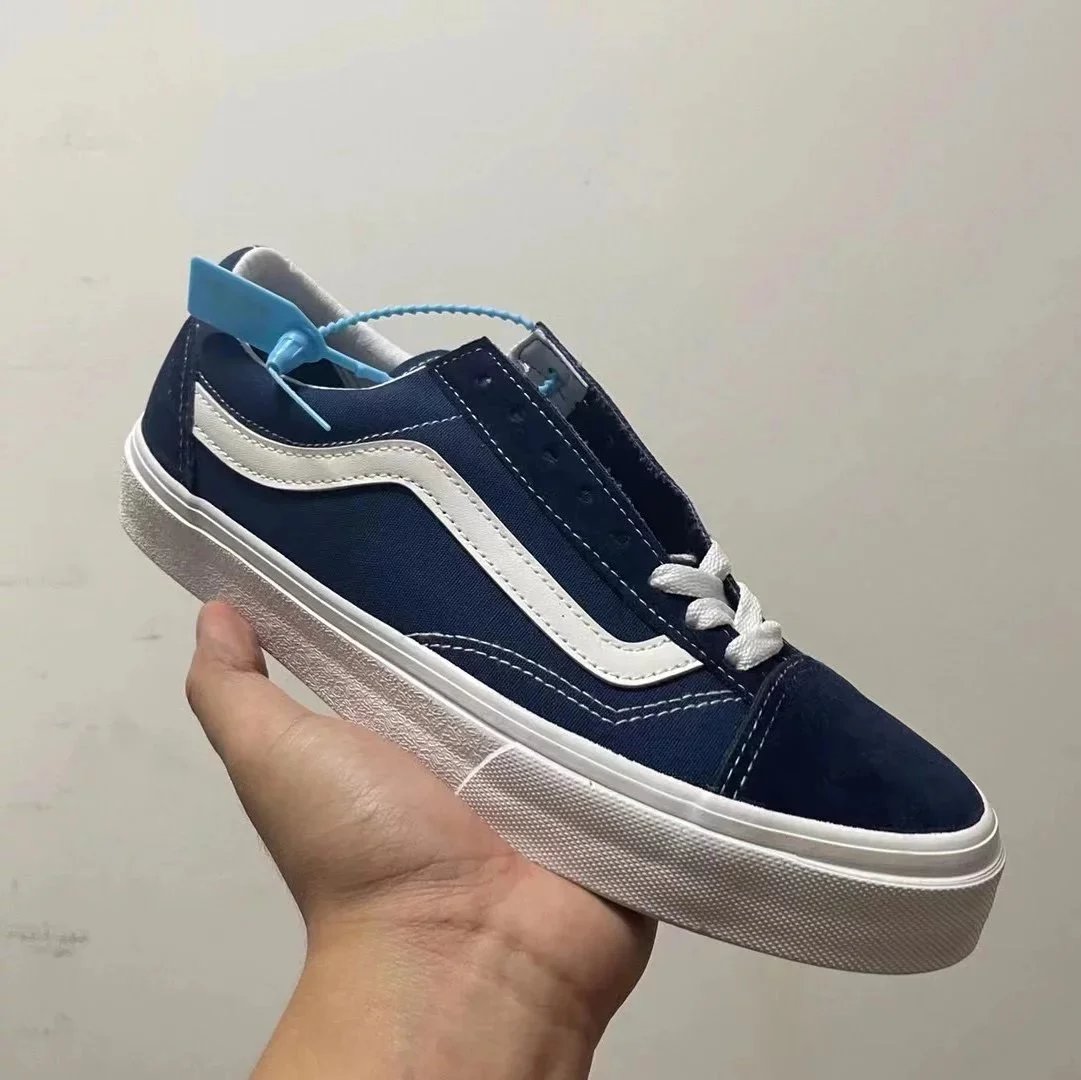 18 Azure blue