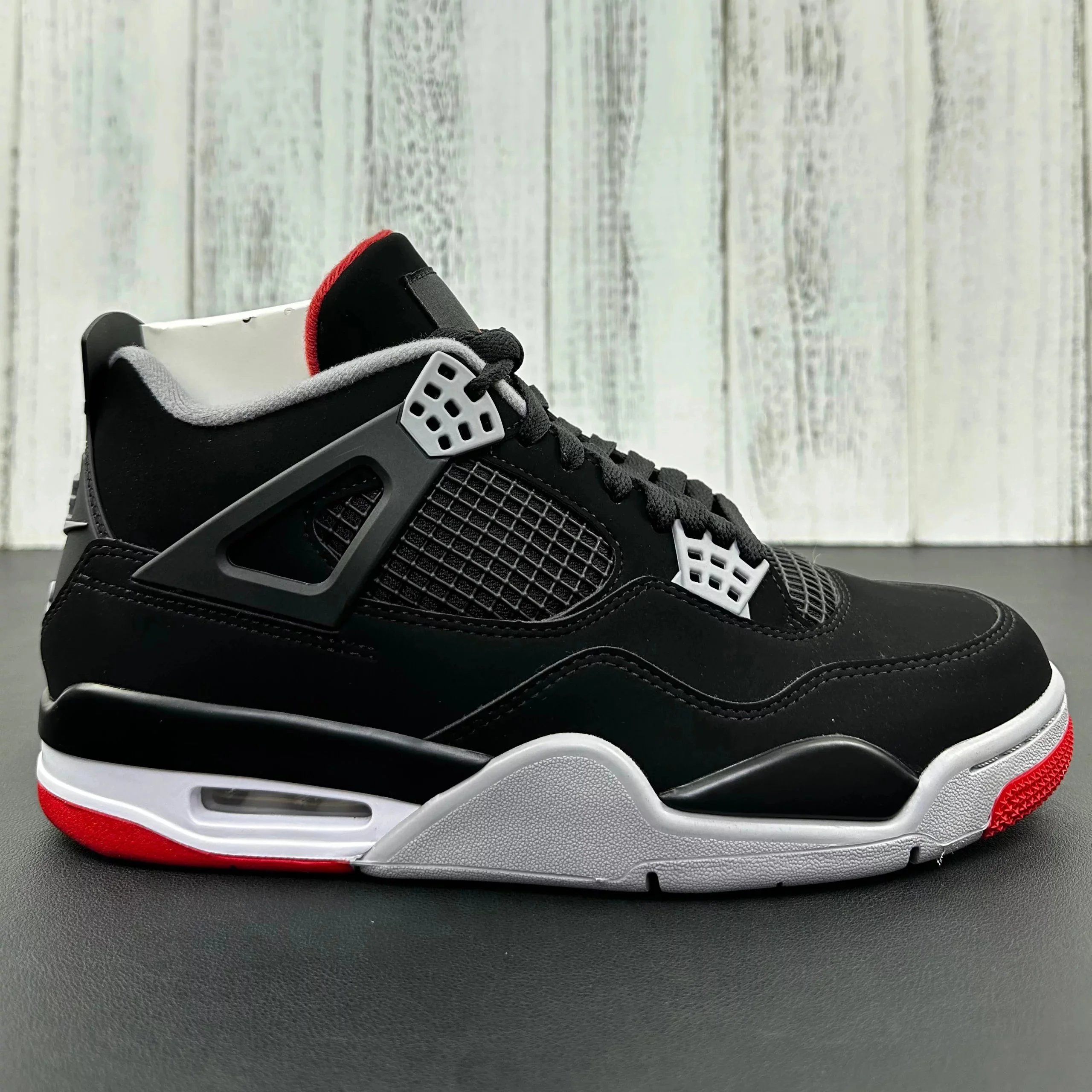 Black and Red 308497-060