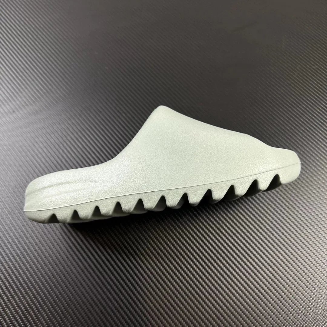 Coconut slippers, sea salt, ID5480 – matte finish