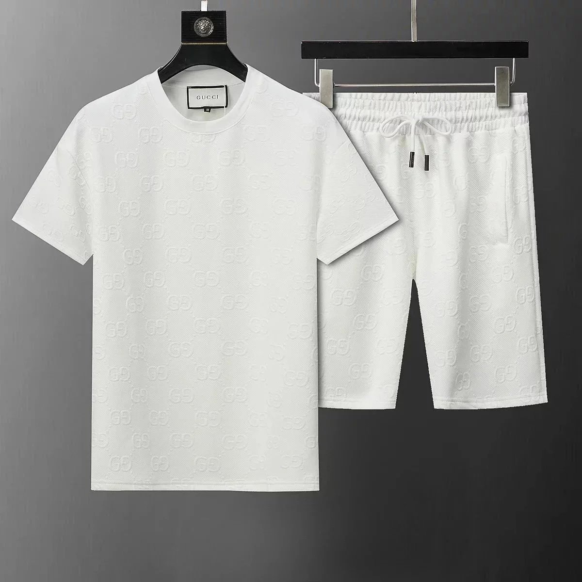 04 White