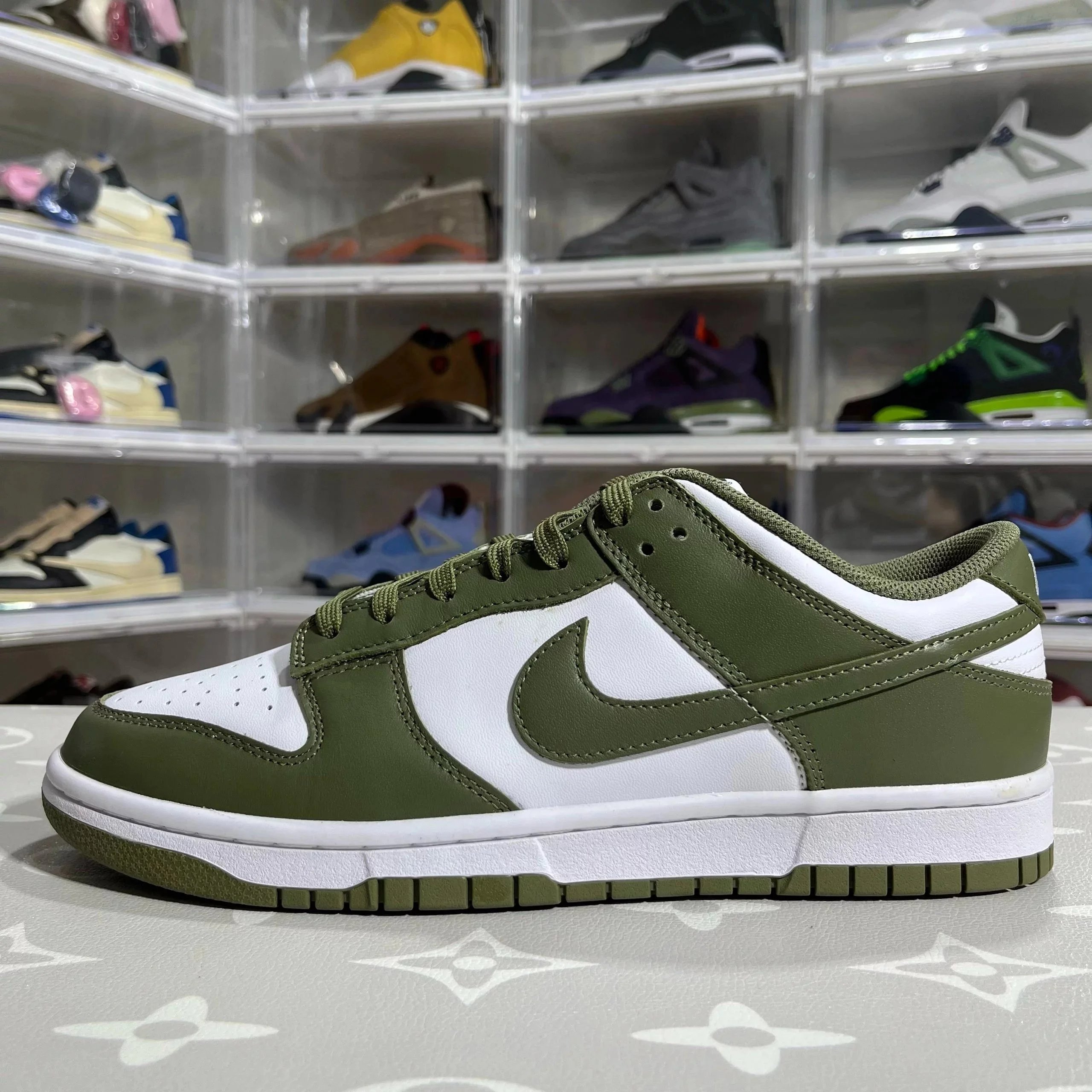 Dunk Olive Green