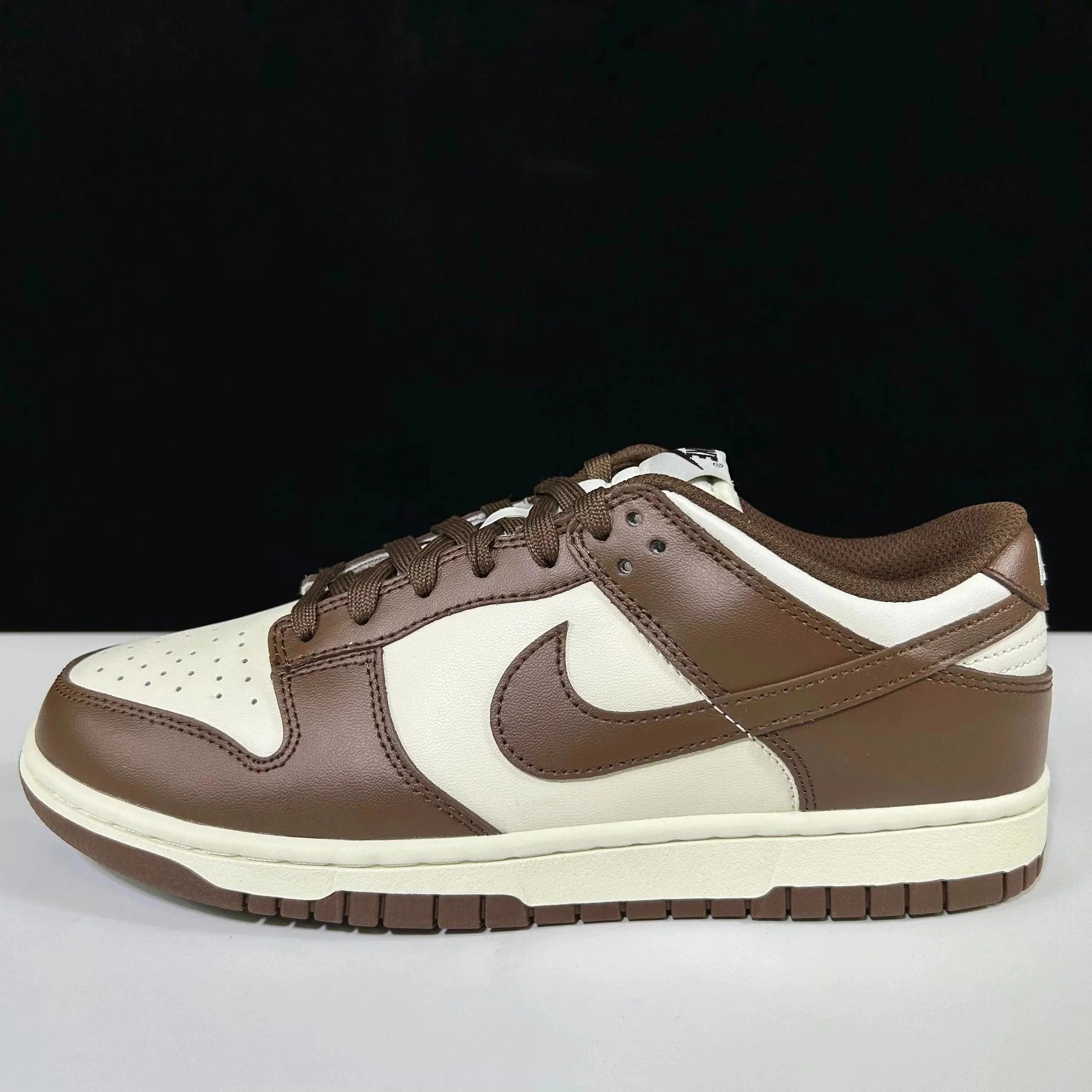 Dunk Brown White