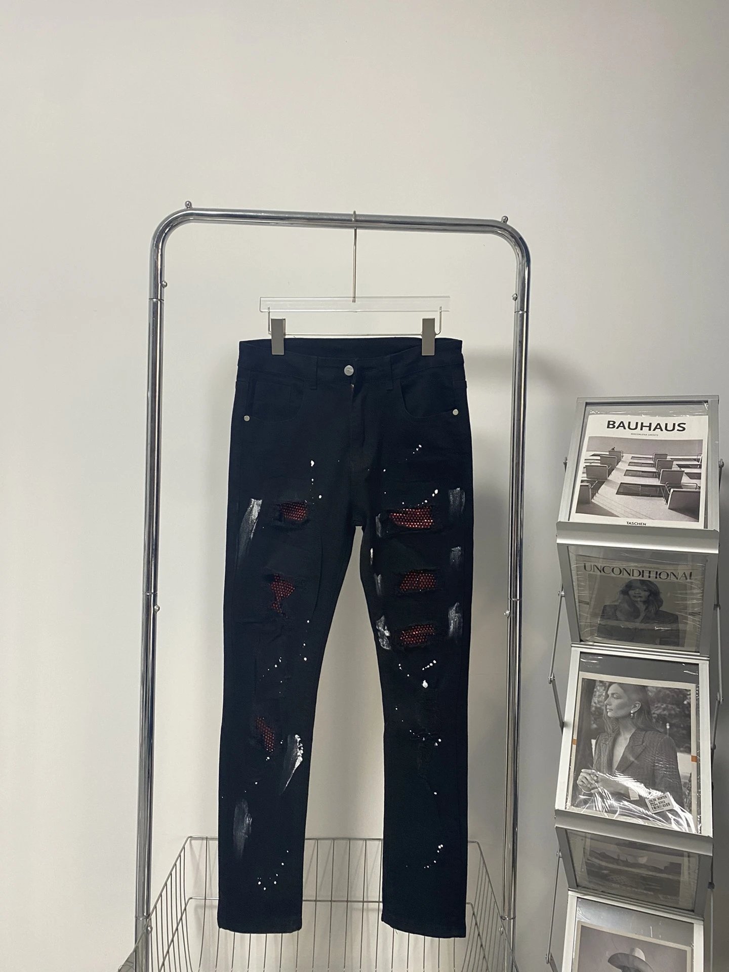 17 black