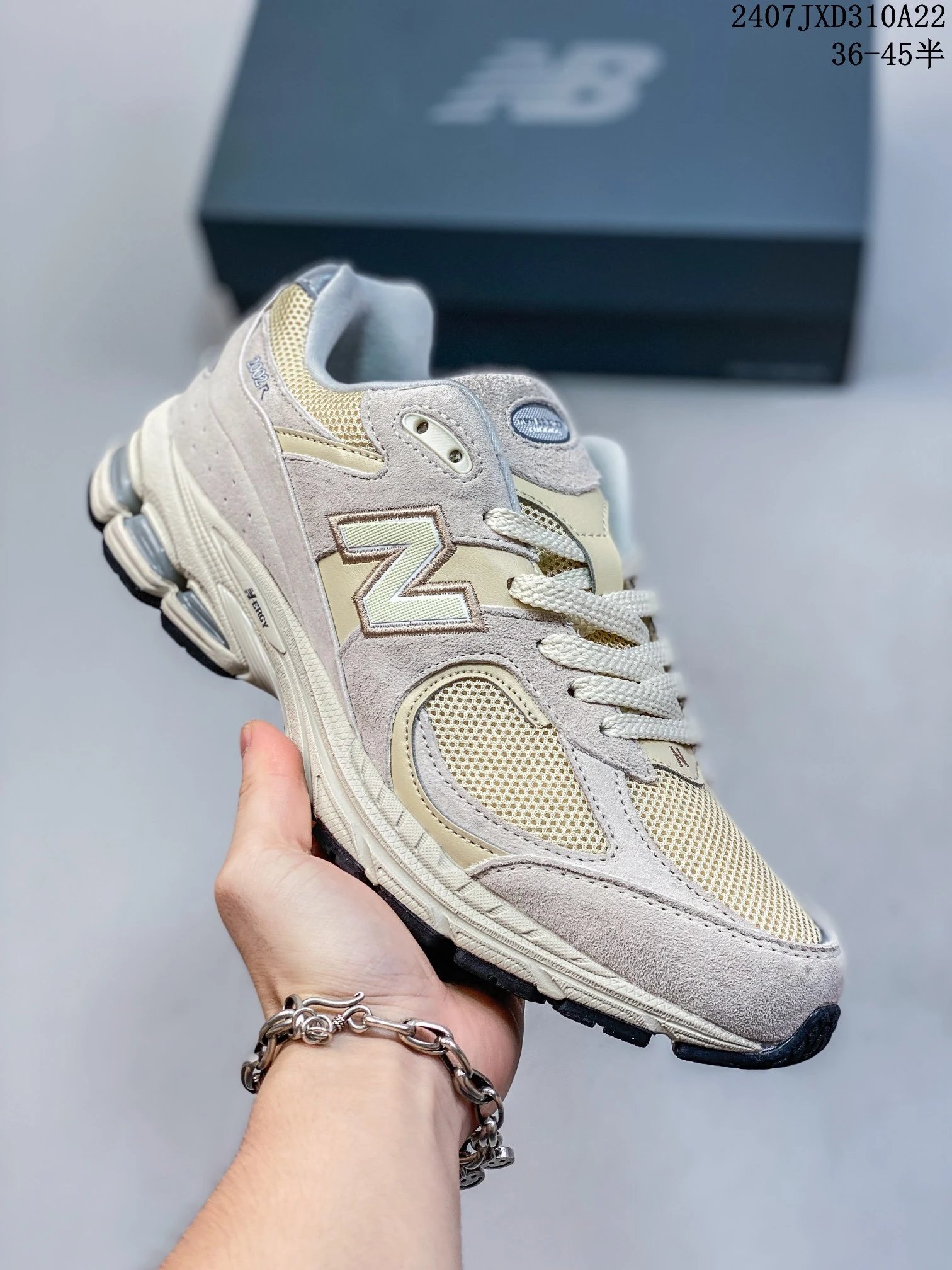 02 Gray