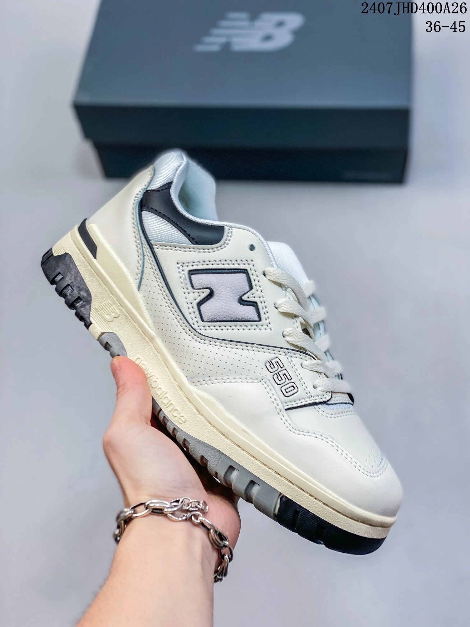 29 white