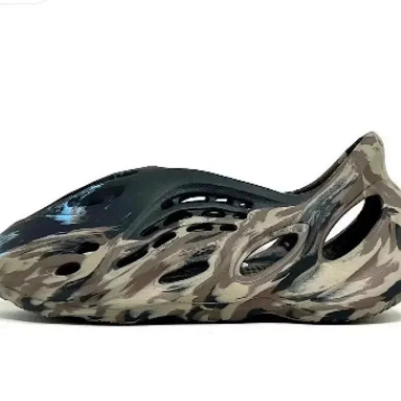 Hole shoes, blue clown, ID4126