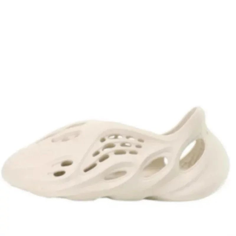 Hole shoes, sand color, FY4567
