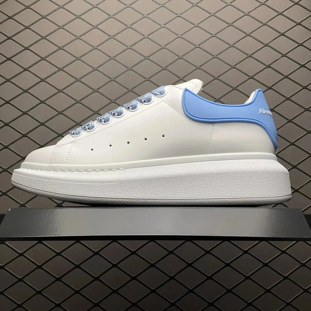 22 Blue