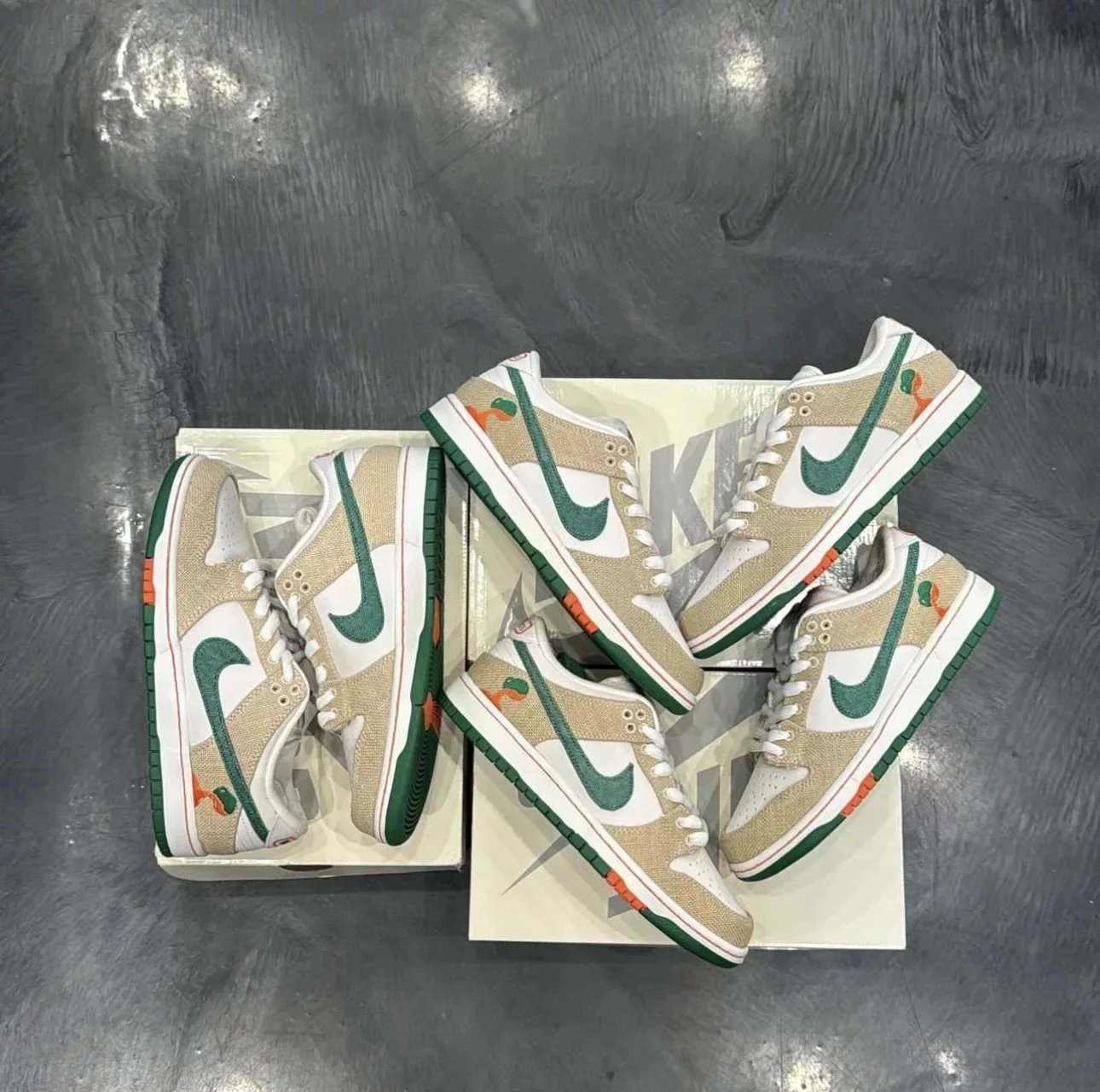 Jarritos Dunk Khaki Tearable Fun