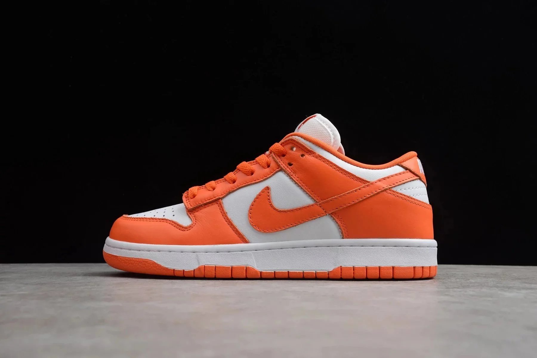 VT DUNK Snow Orange