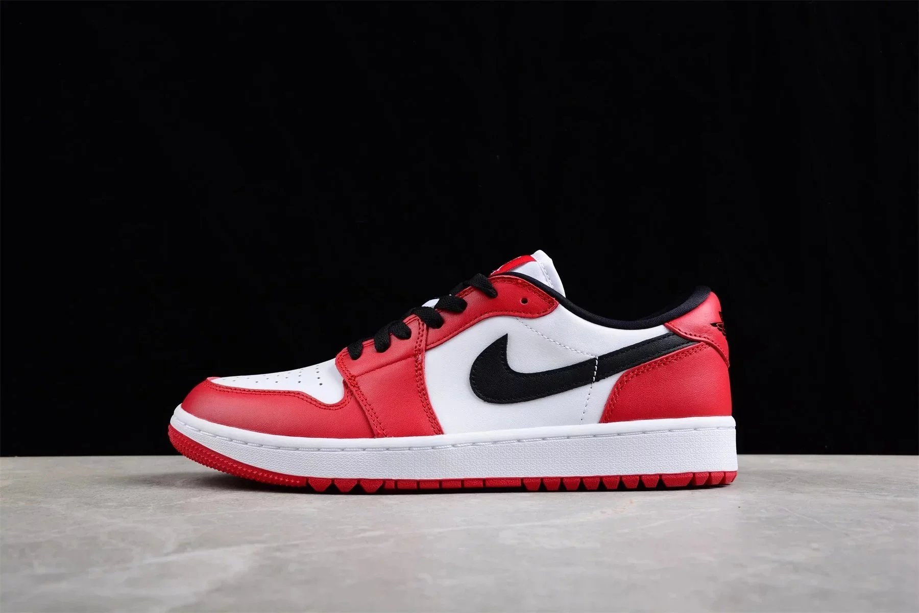 VT AJ1 LOW OG CHICAGO 705329-600