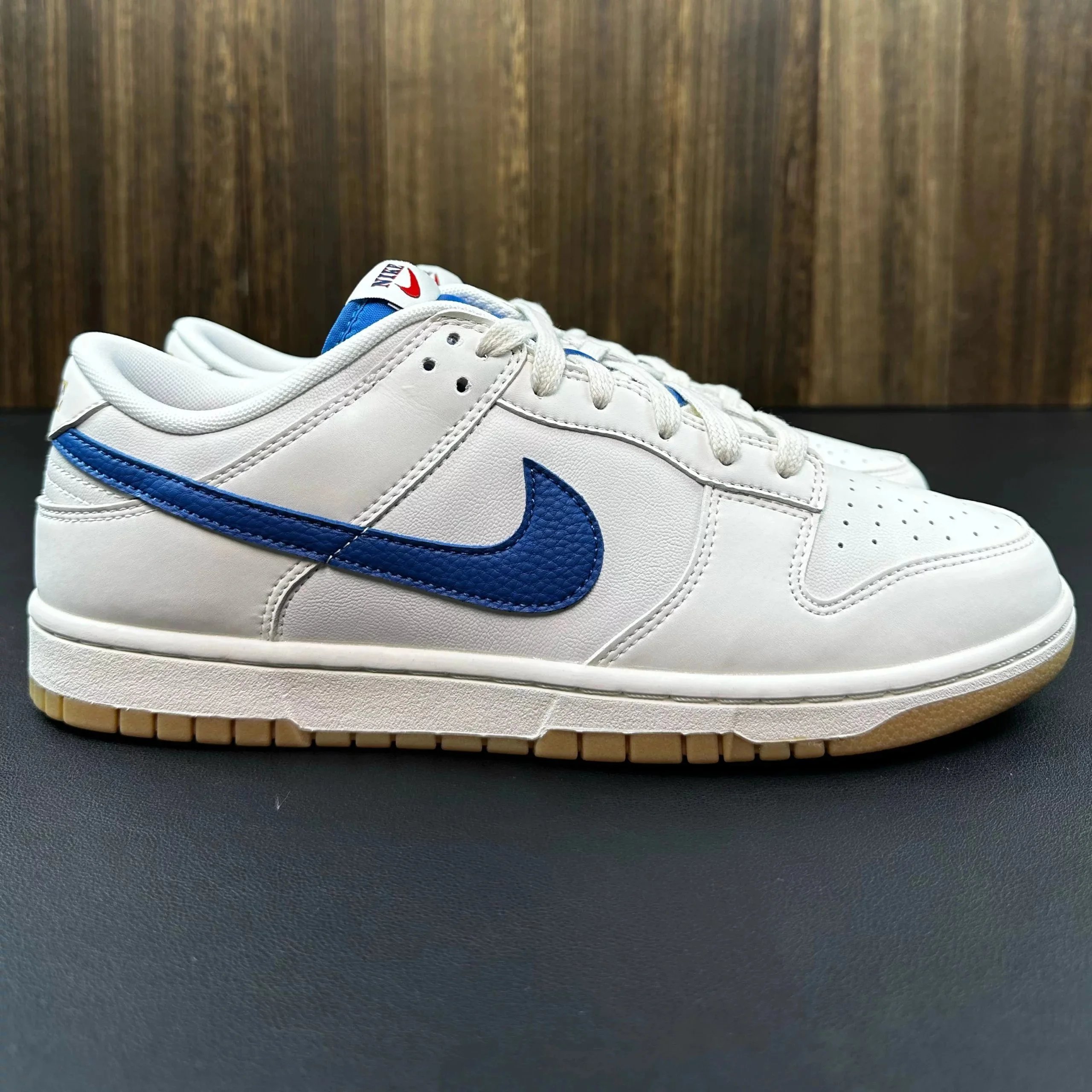 DX3198-133 Milk Blue