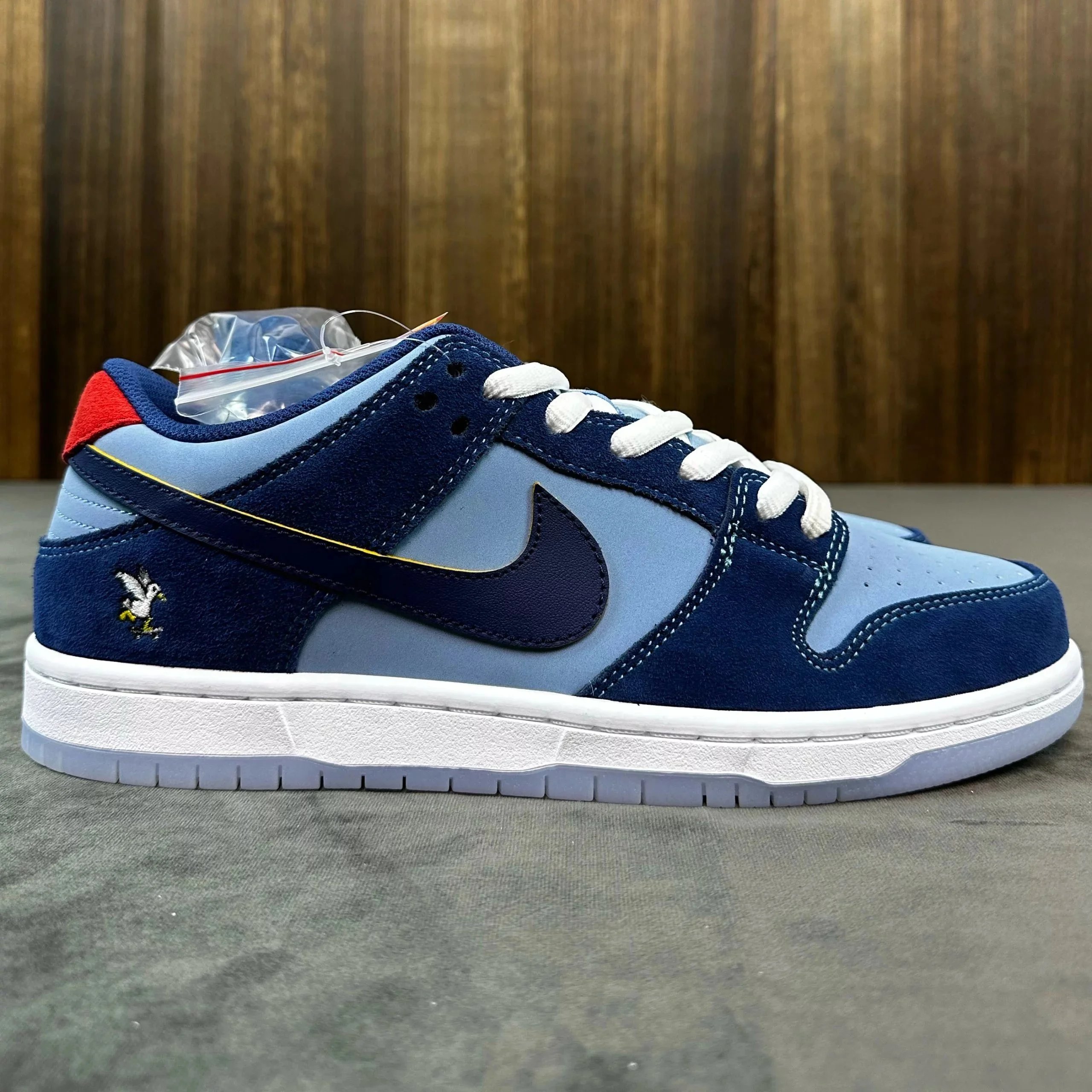 DX5549-400 blue dove