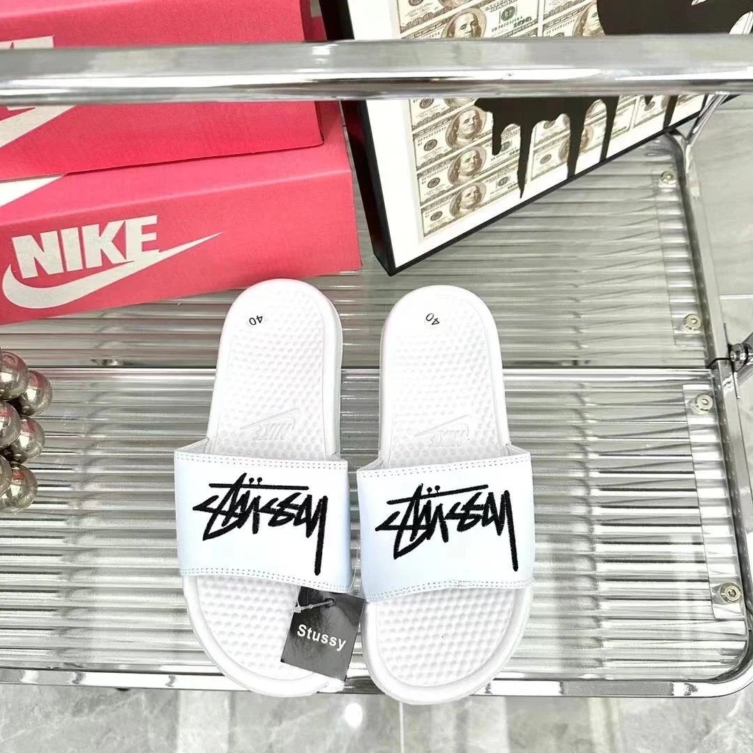Stussy white