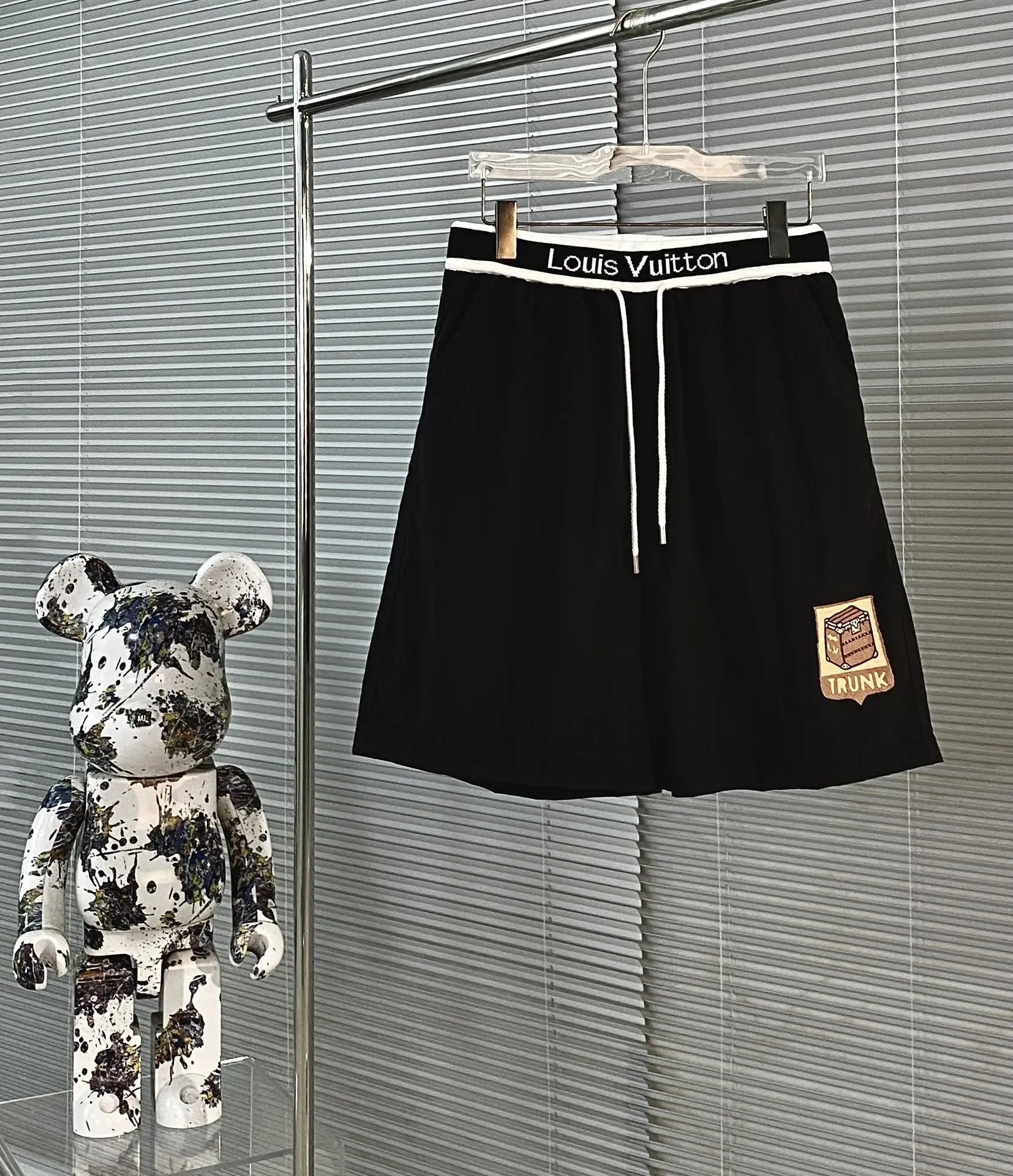24 black