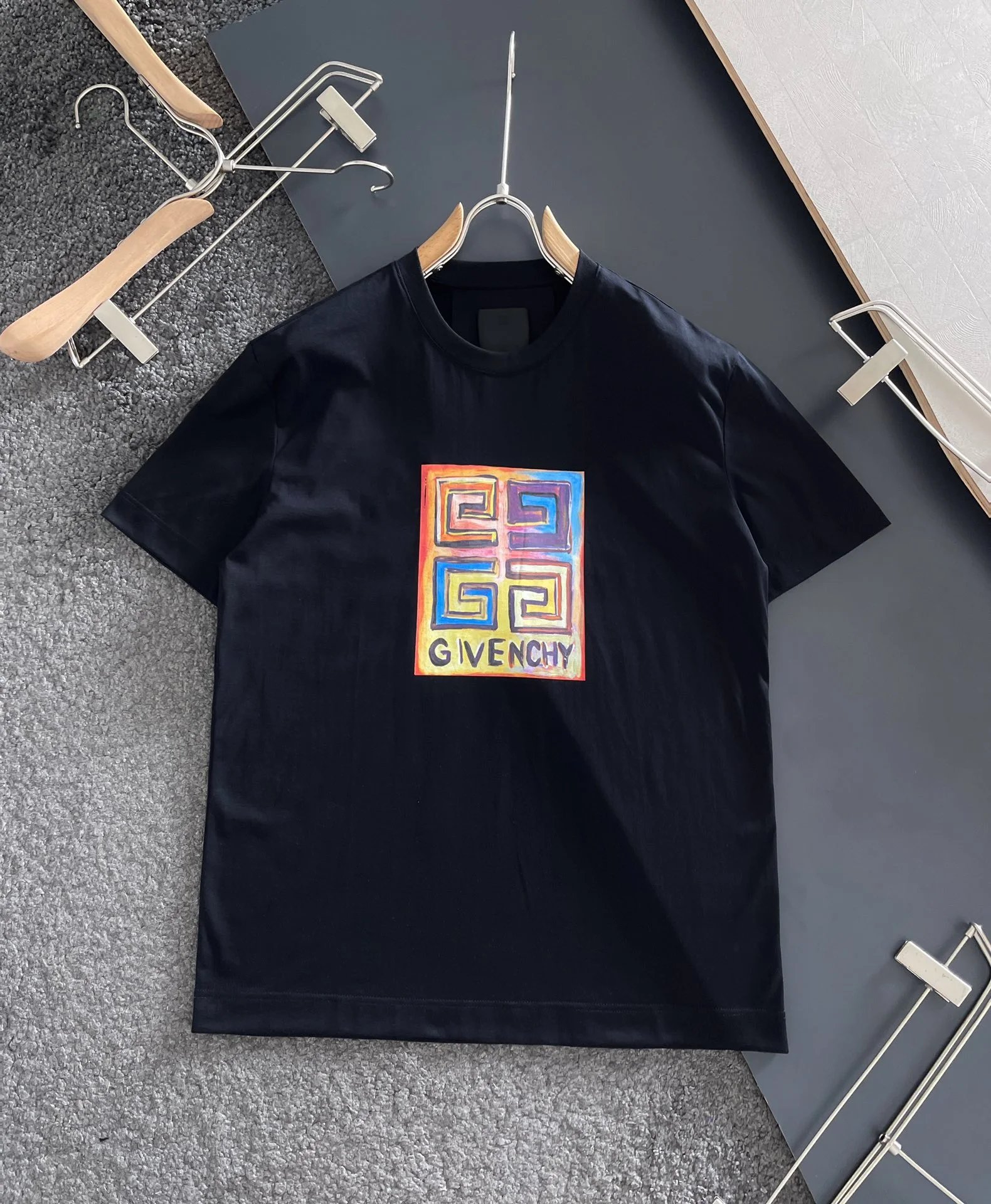 06 Black