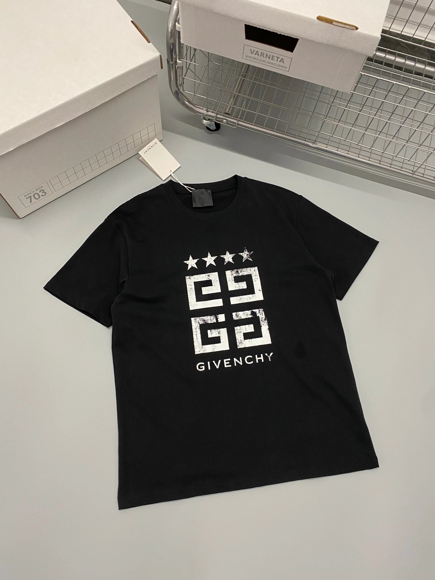 12 black