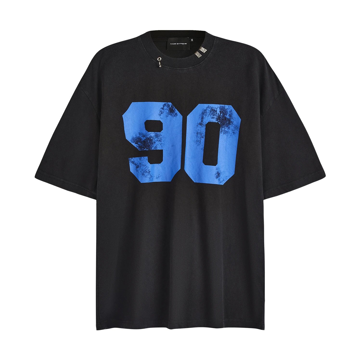 32 black