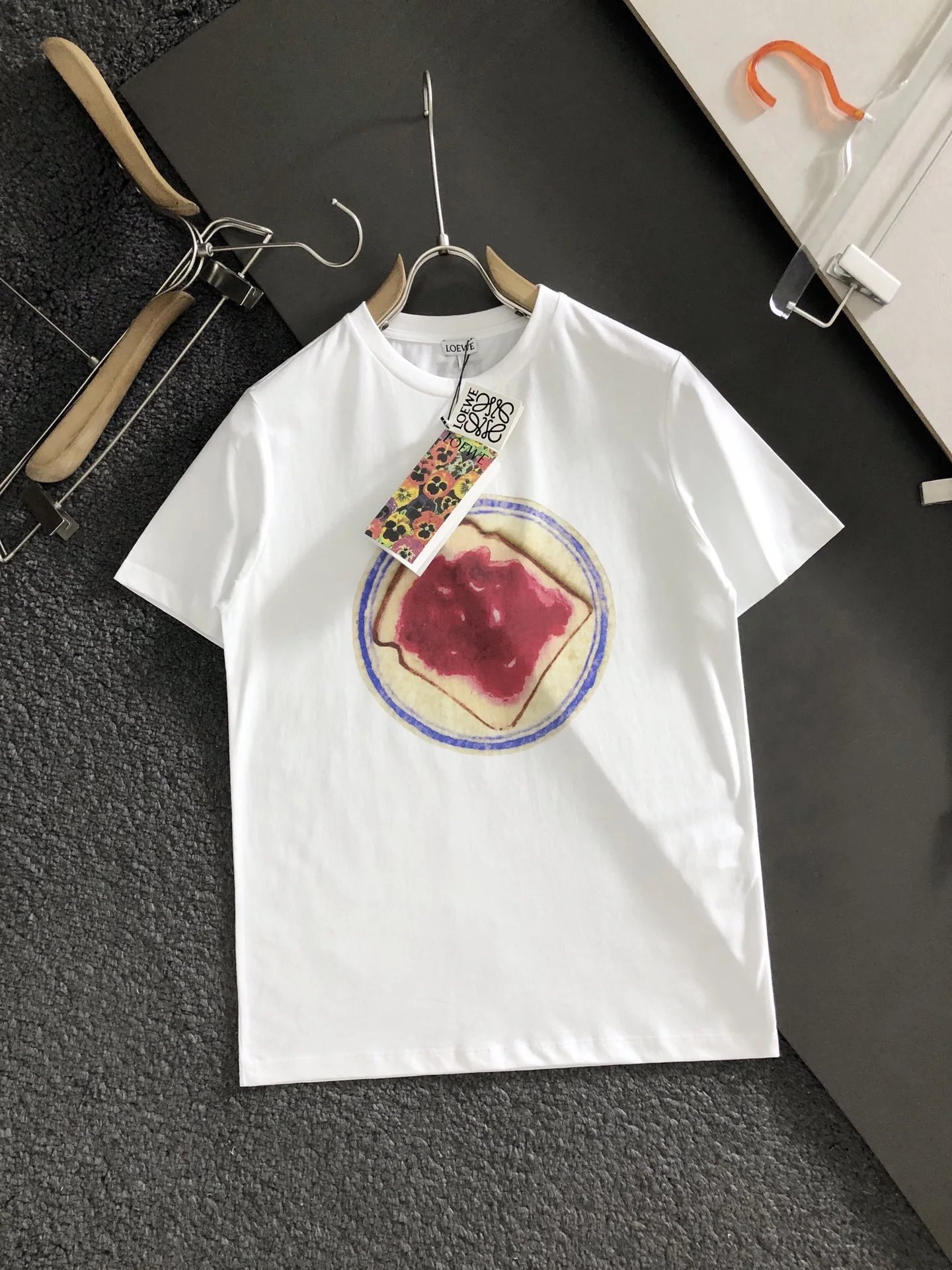 22 white