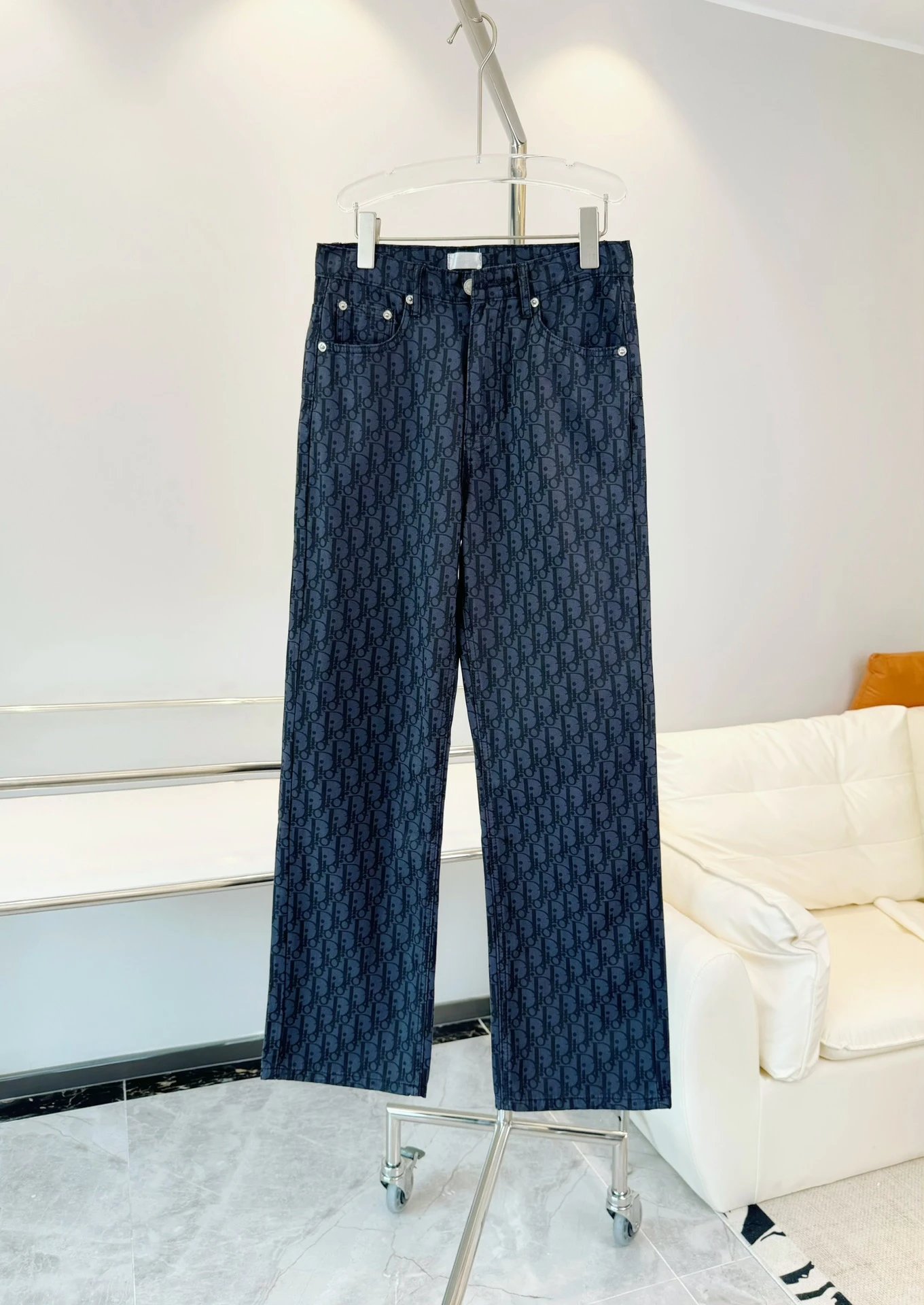 35 blue