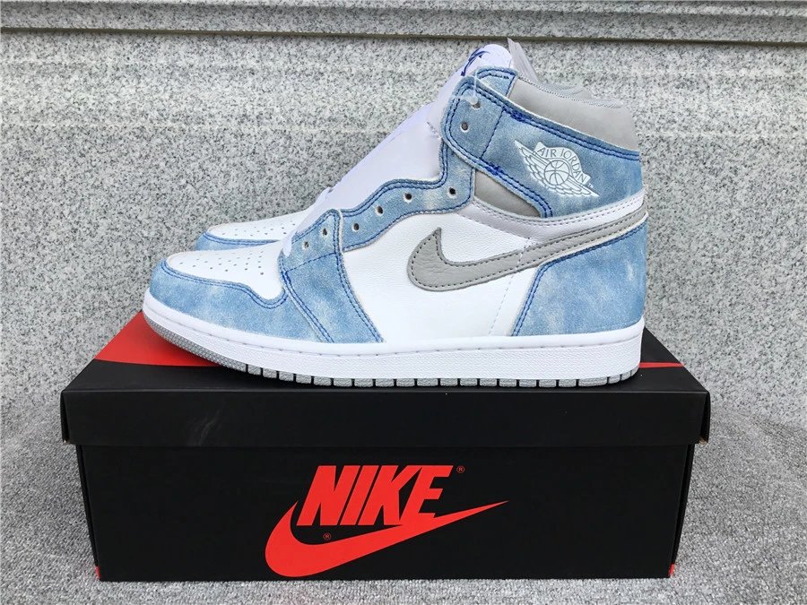 33 blue gray white