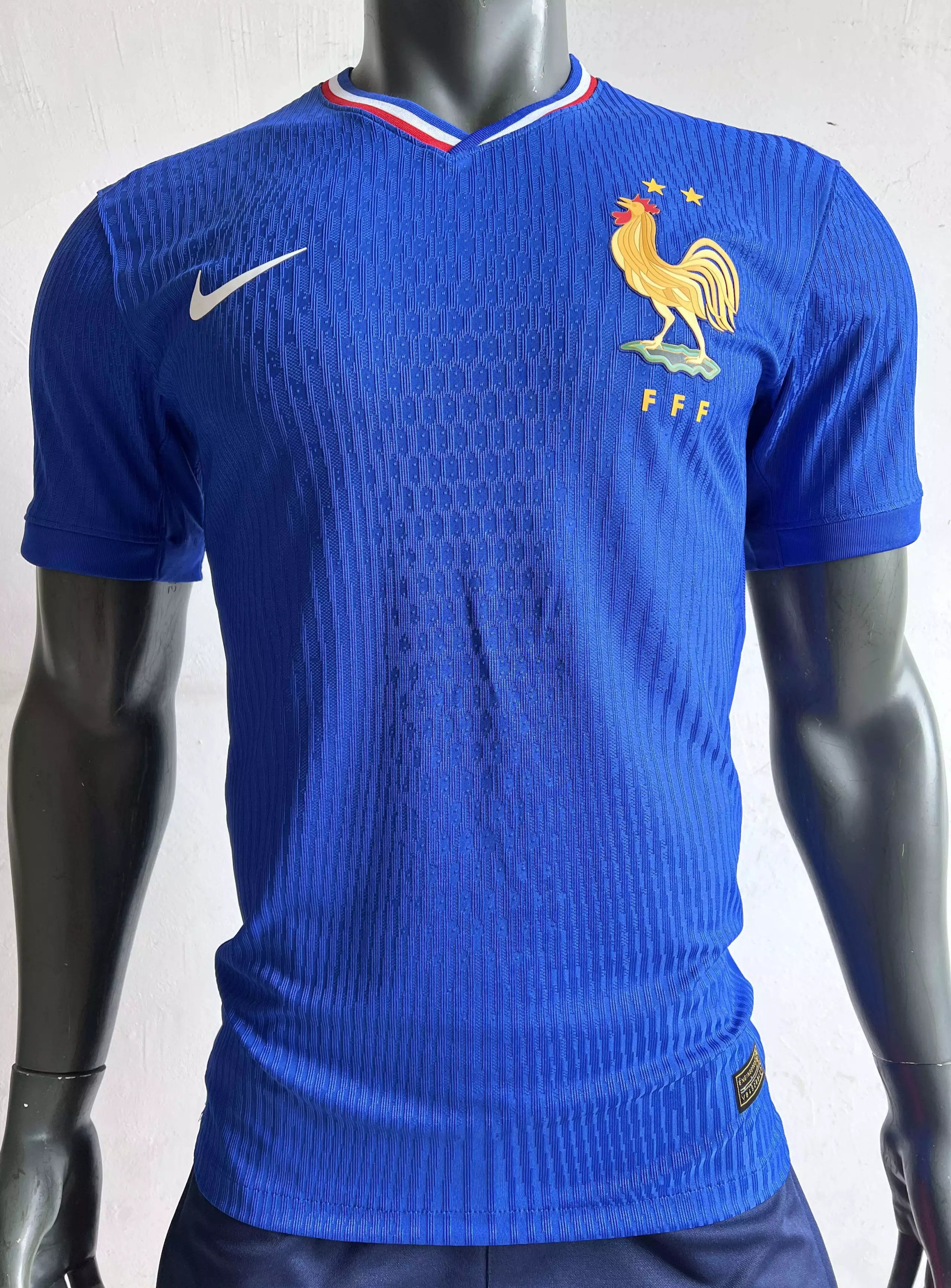 16 France at home
