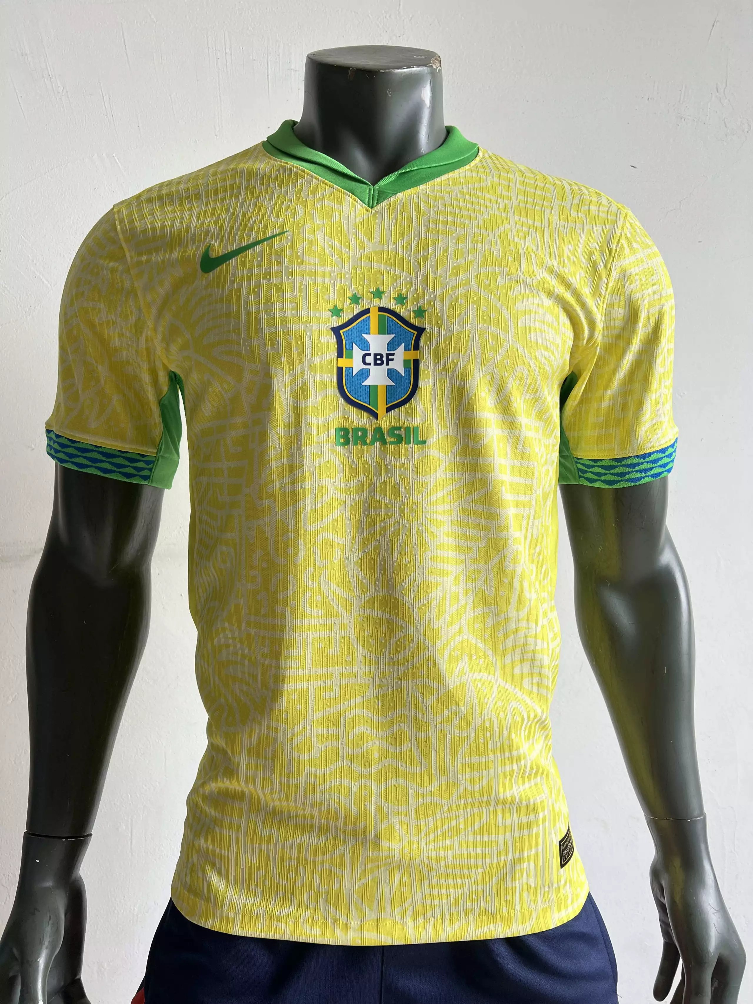 22 Brazil at home