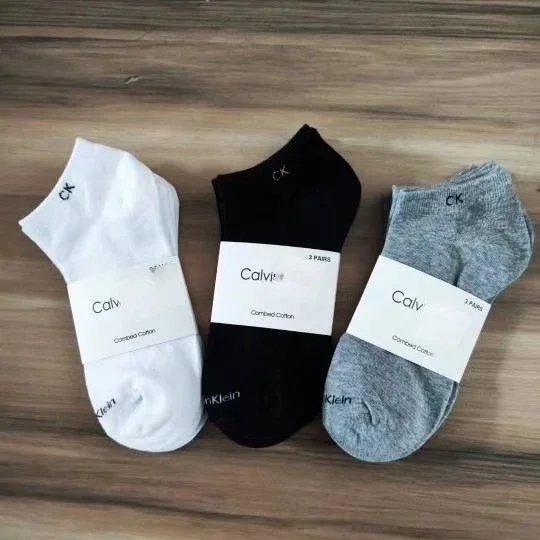 29 white