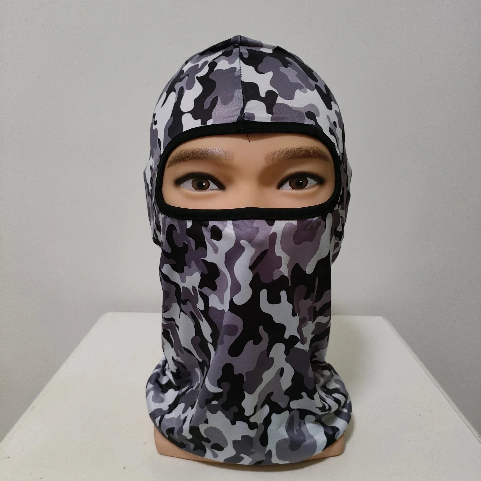 MZ 06-05 Camouflage gray