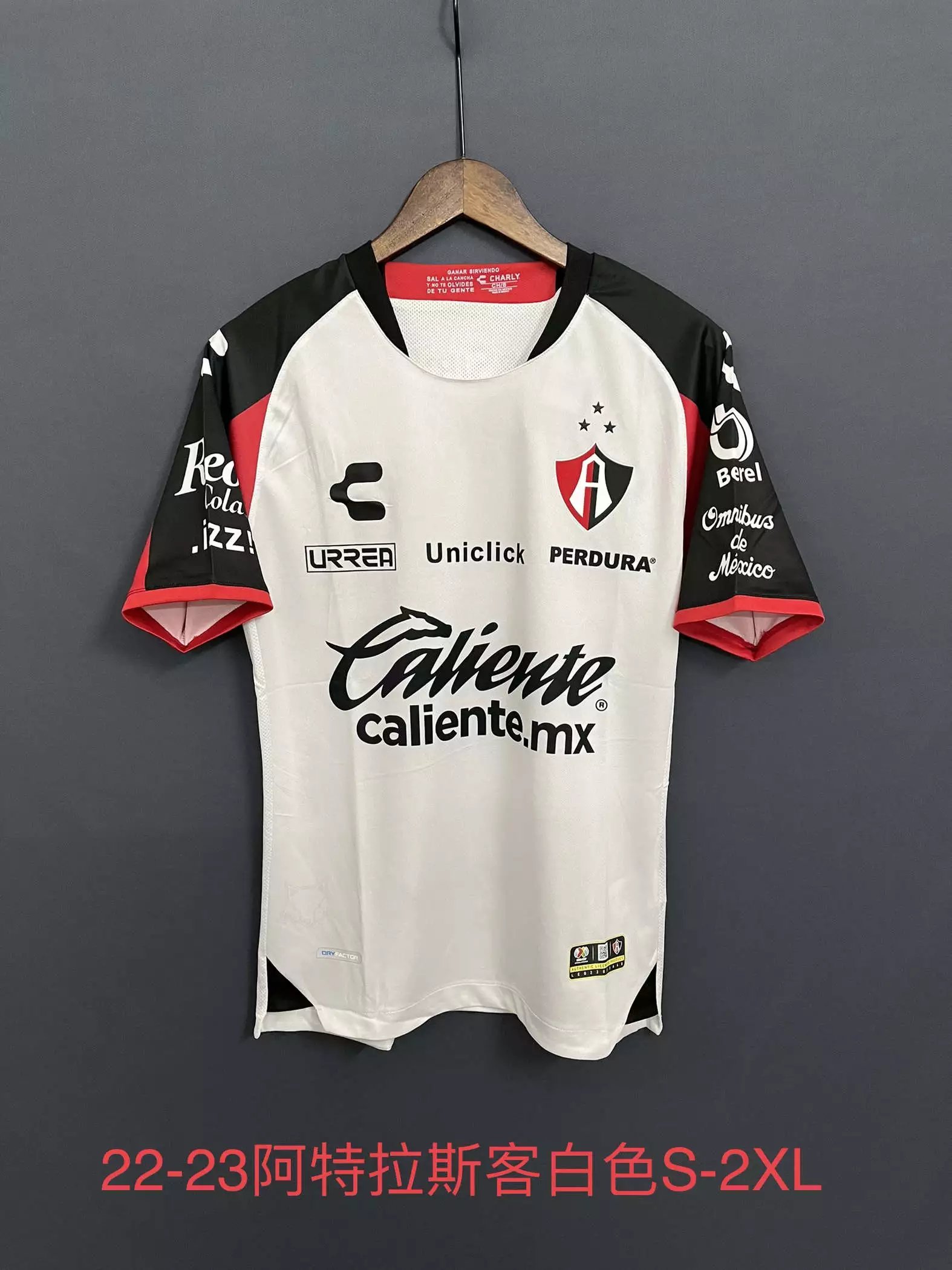 29 white 006